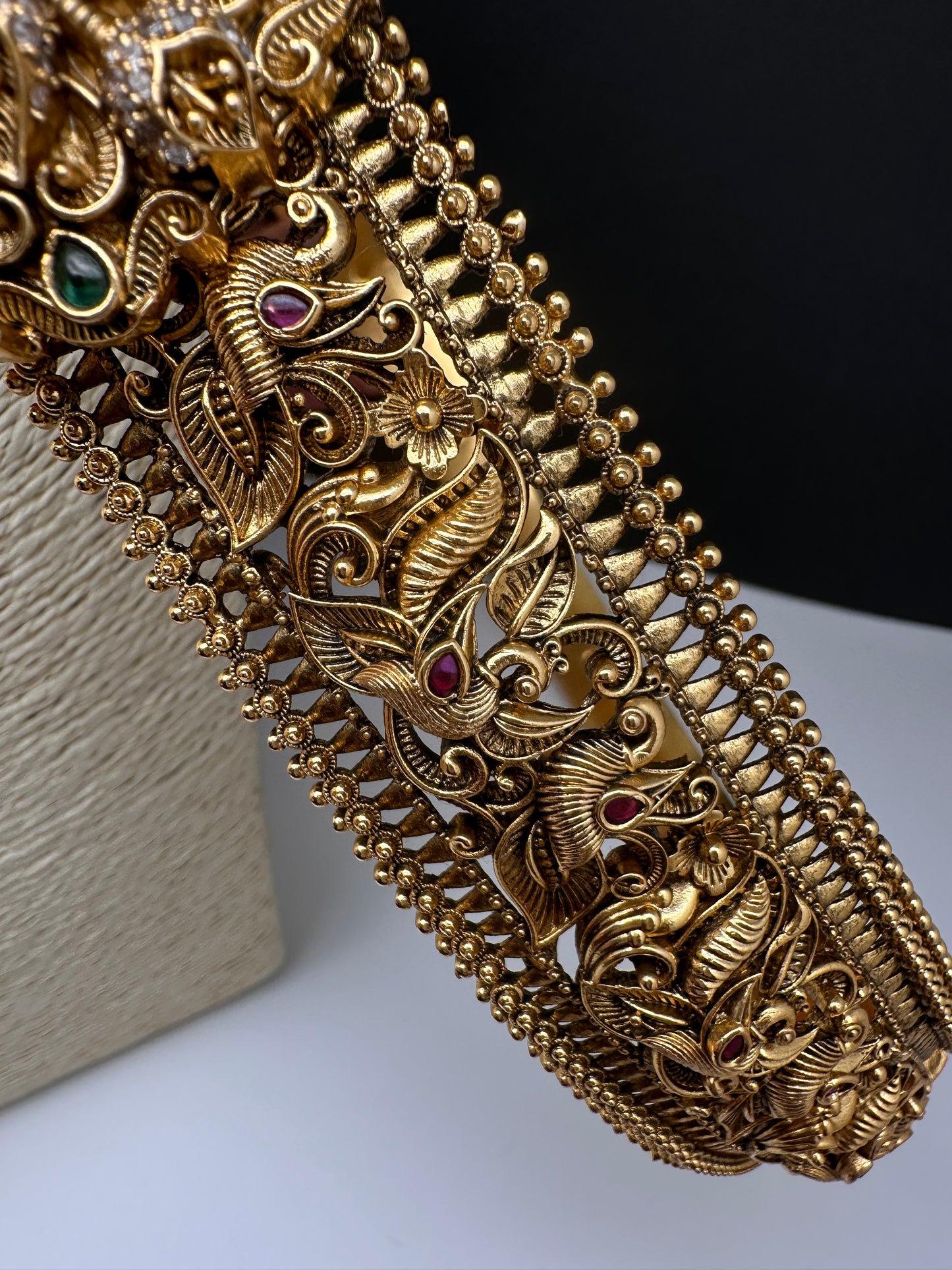 Detachable Pendent Nakshi Matte Hip Belt Vaddanam Kamarbandh - 