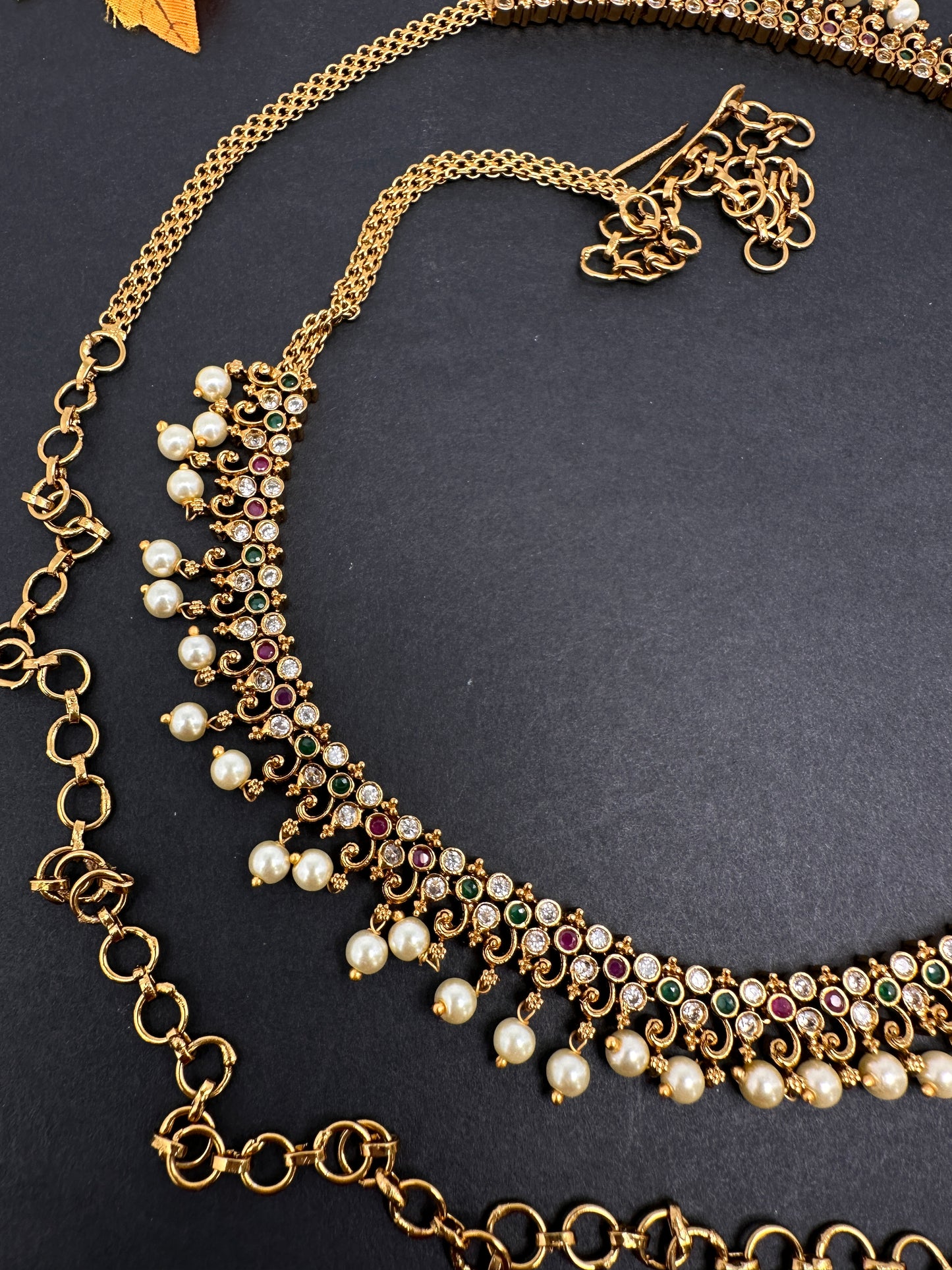 Sleek Multi Color Stones Matte Hip Chain Belt - 