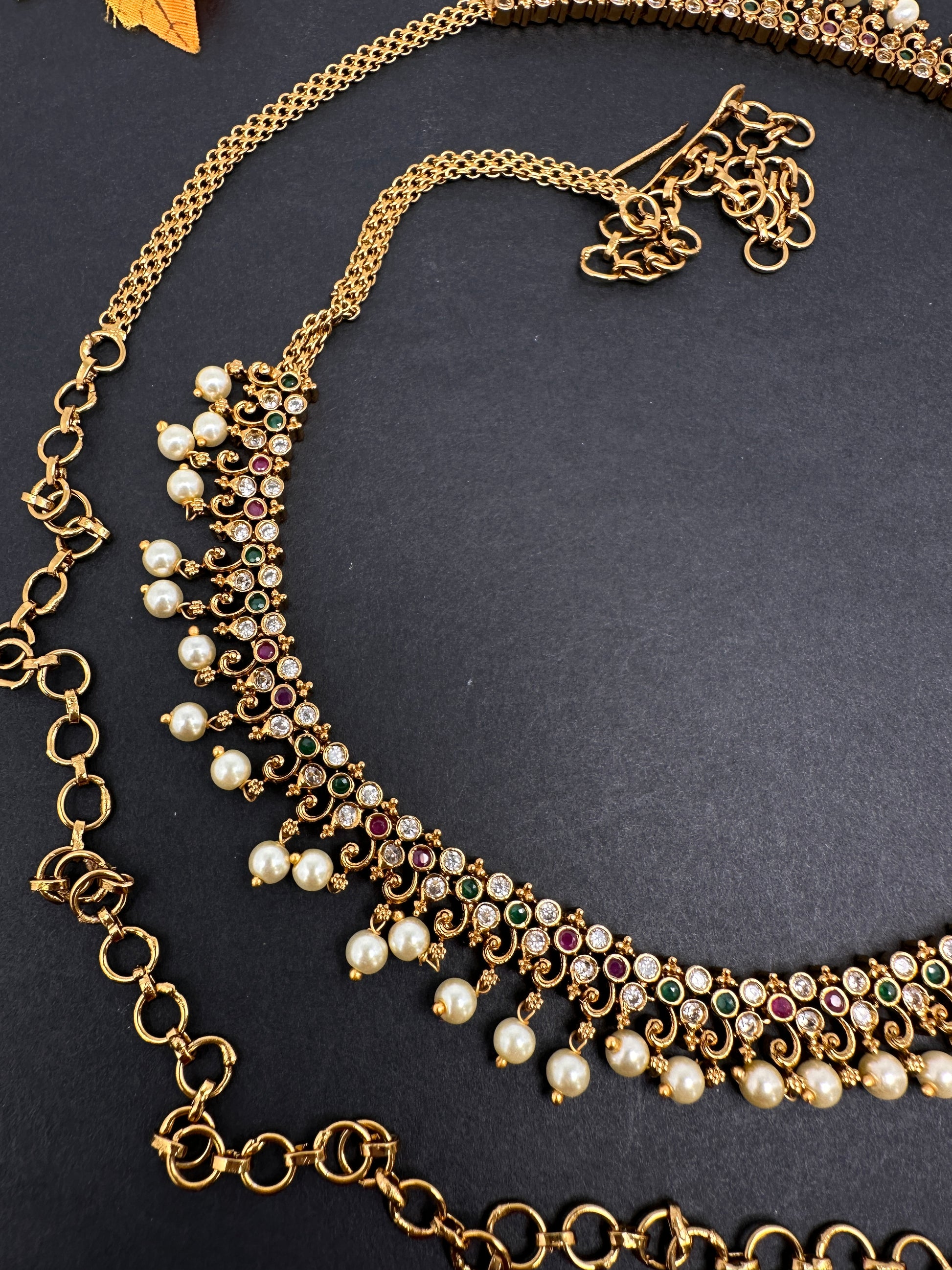 Sleek Multi Color Stones Matte Hip Chain Belt - 