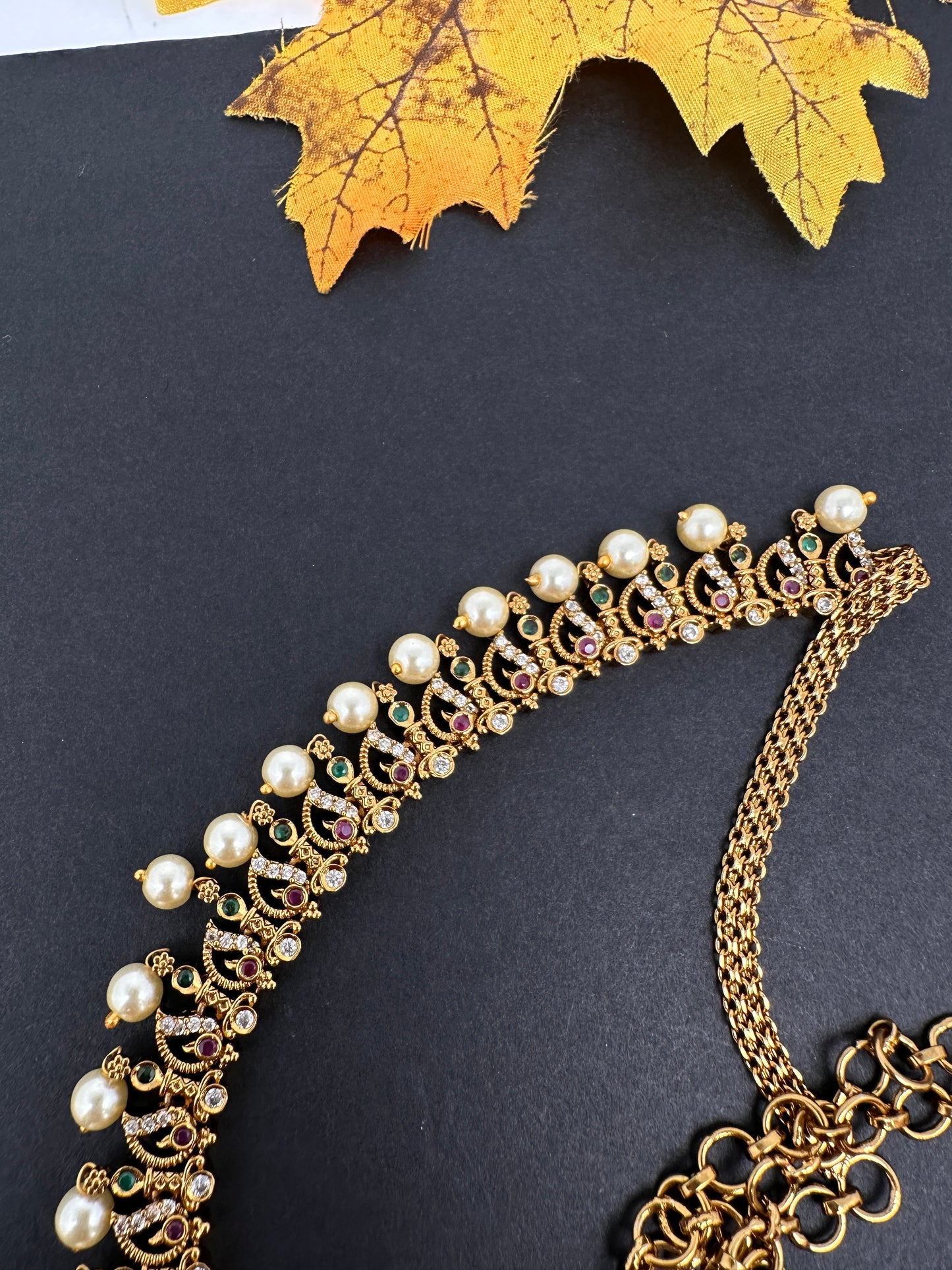 Sleek Multi Color Stones Matte Hip Chain Belt - 