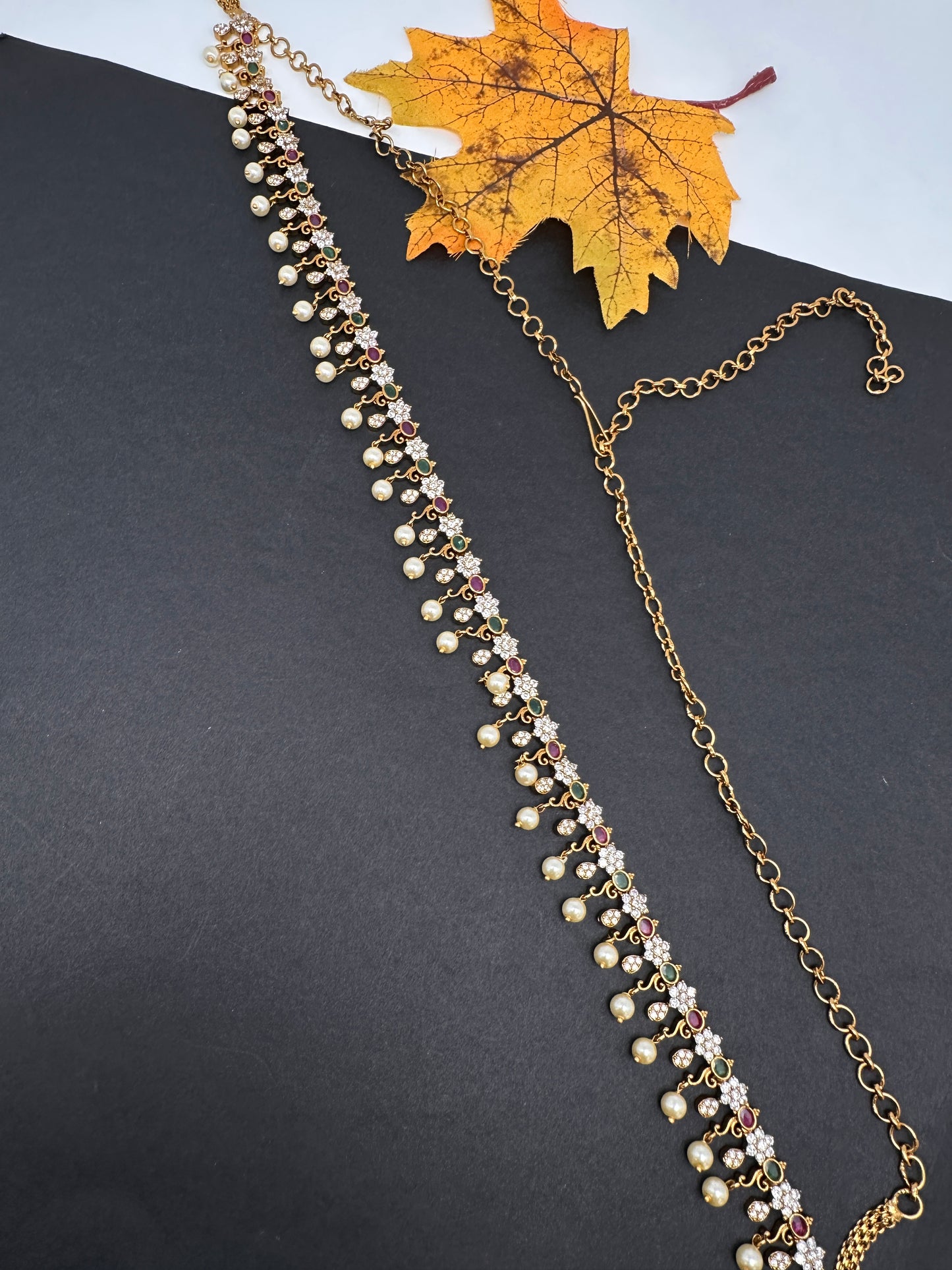 Sleek Multi Color Stones Matte Hip Chain Belt - 