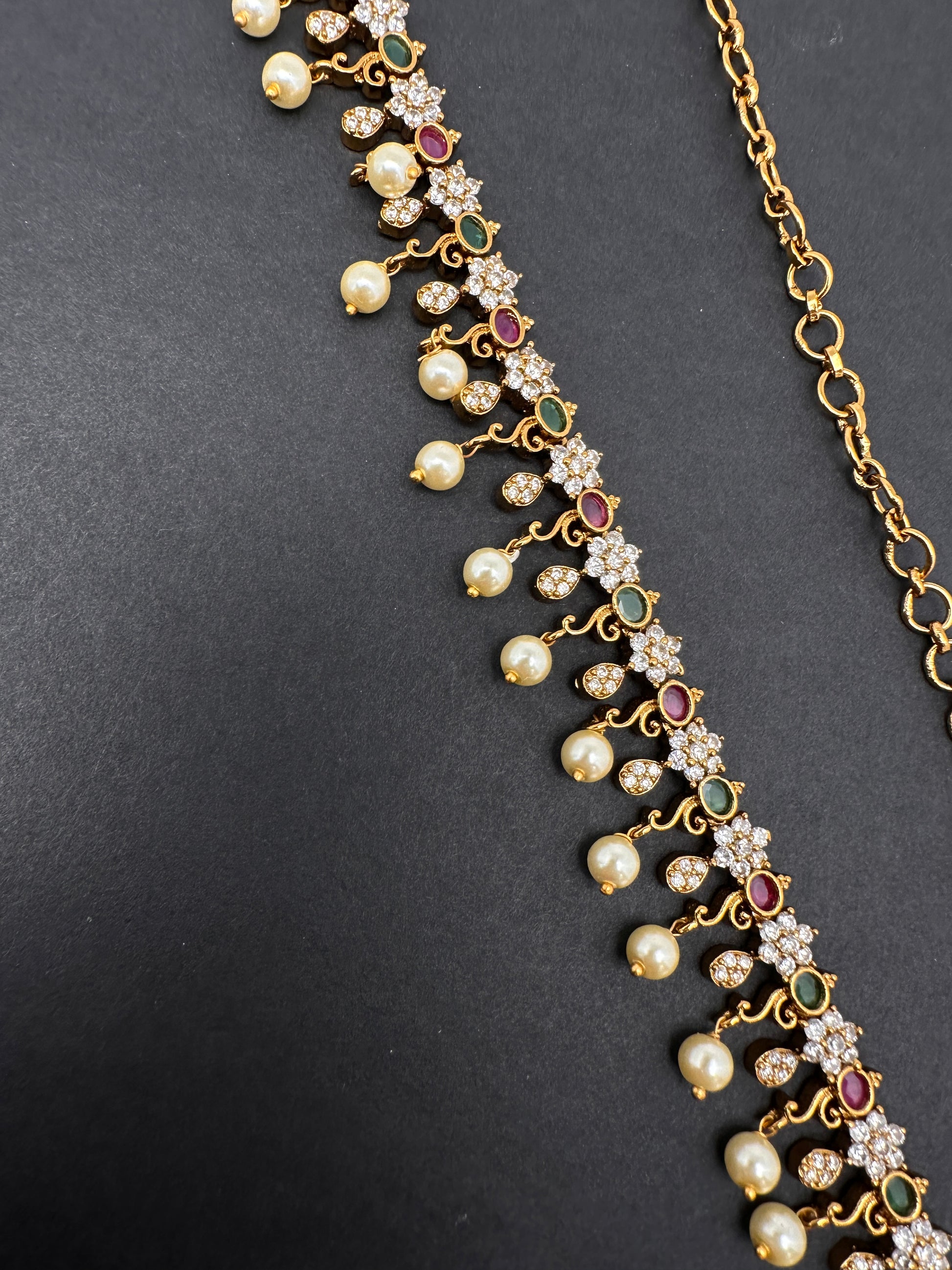 Sleek Multi Color Stones Matte Hip Chain Belt - 