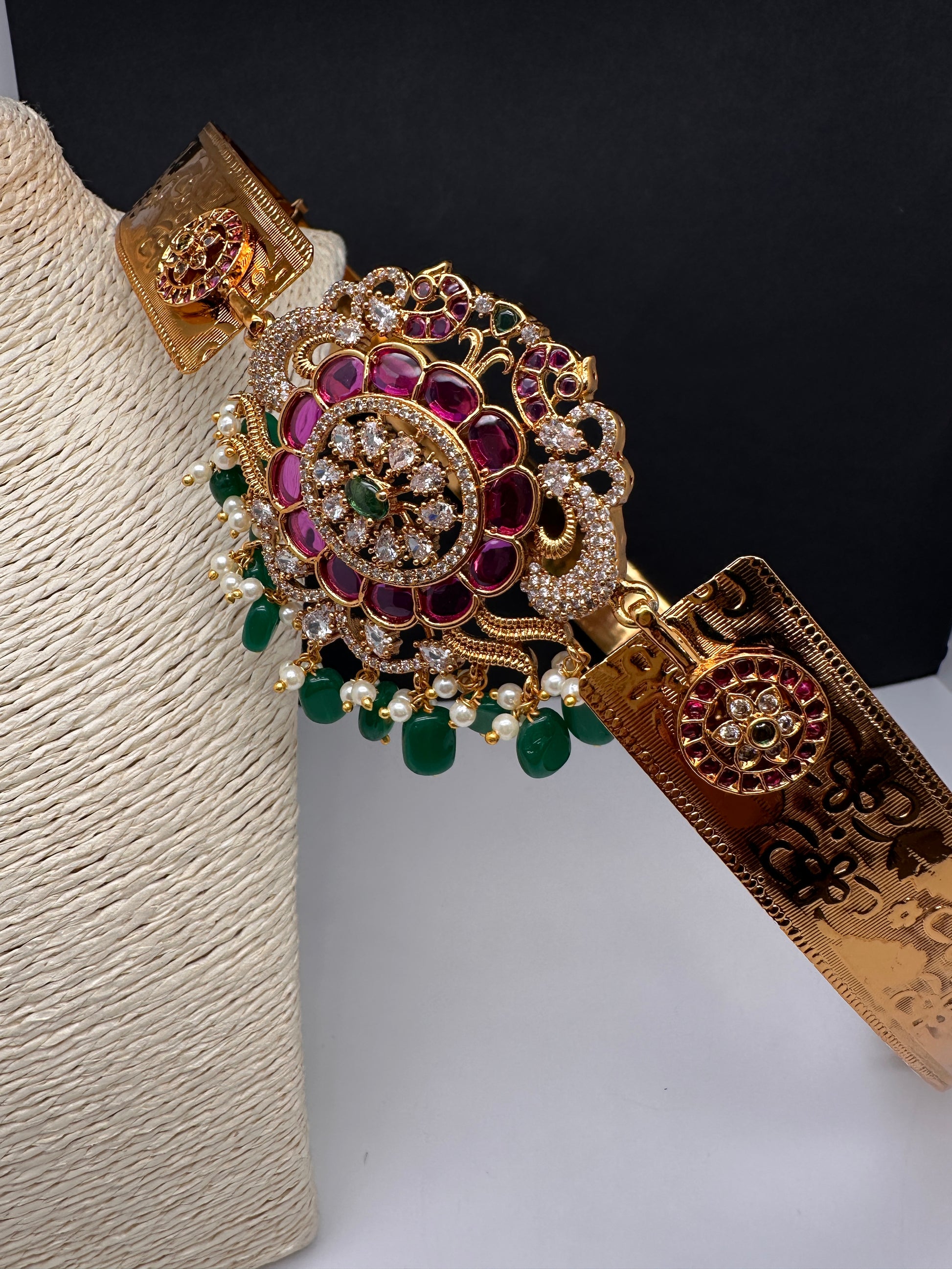 Kemp CZ Pendent Self Design Kamarband Hip Belt - 