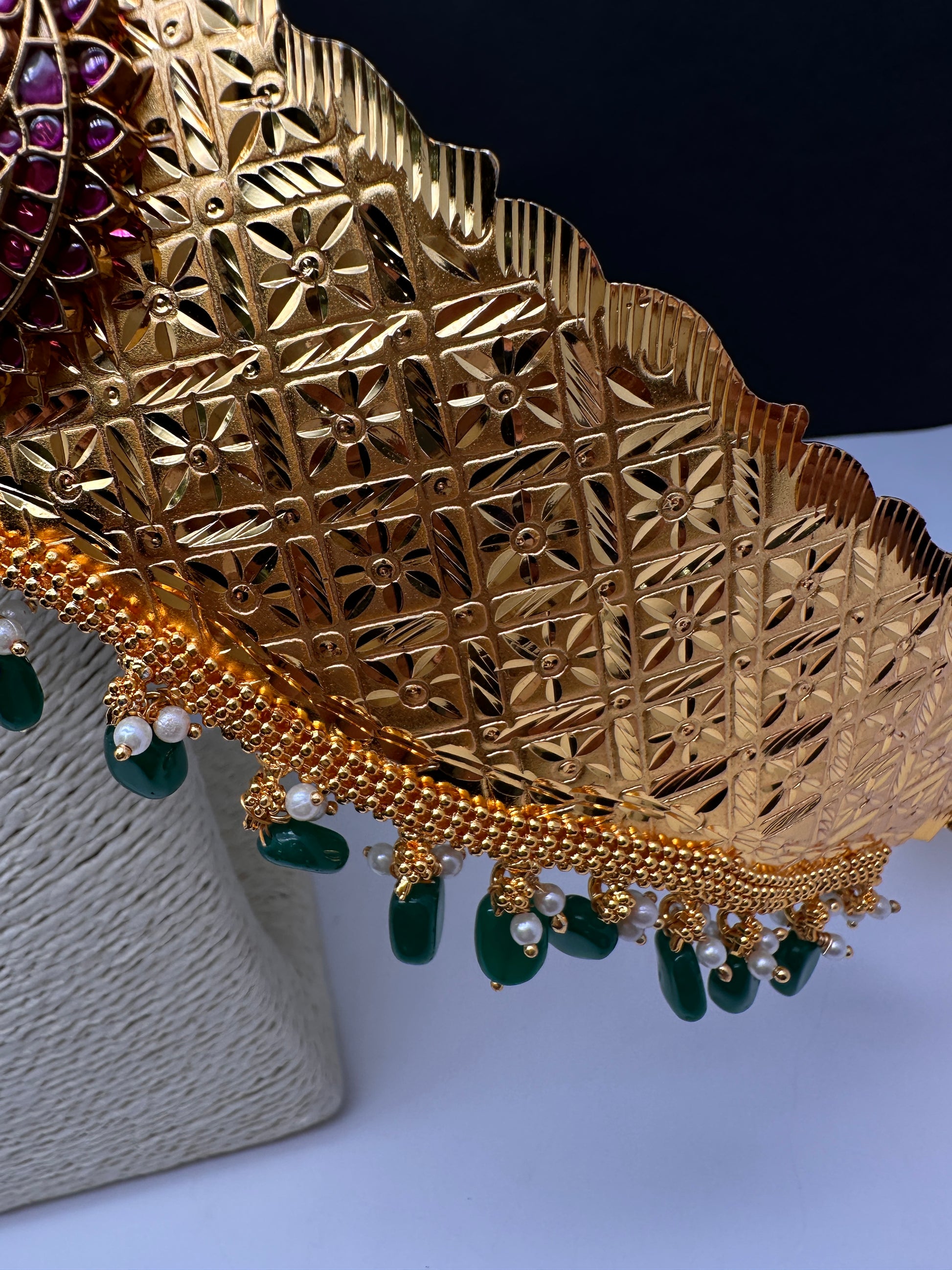 Kemp Peacock Pendent Self Design Kamarband Hip Belt - 