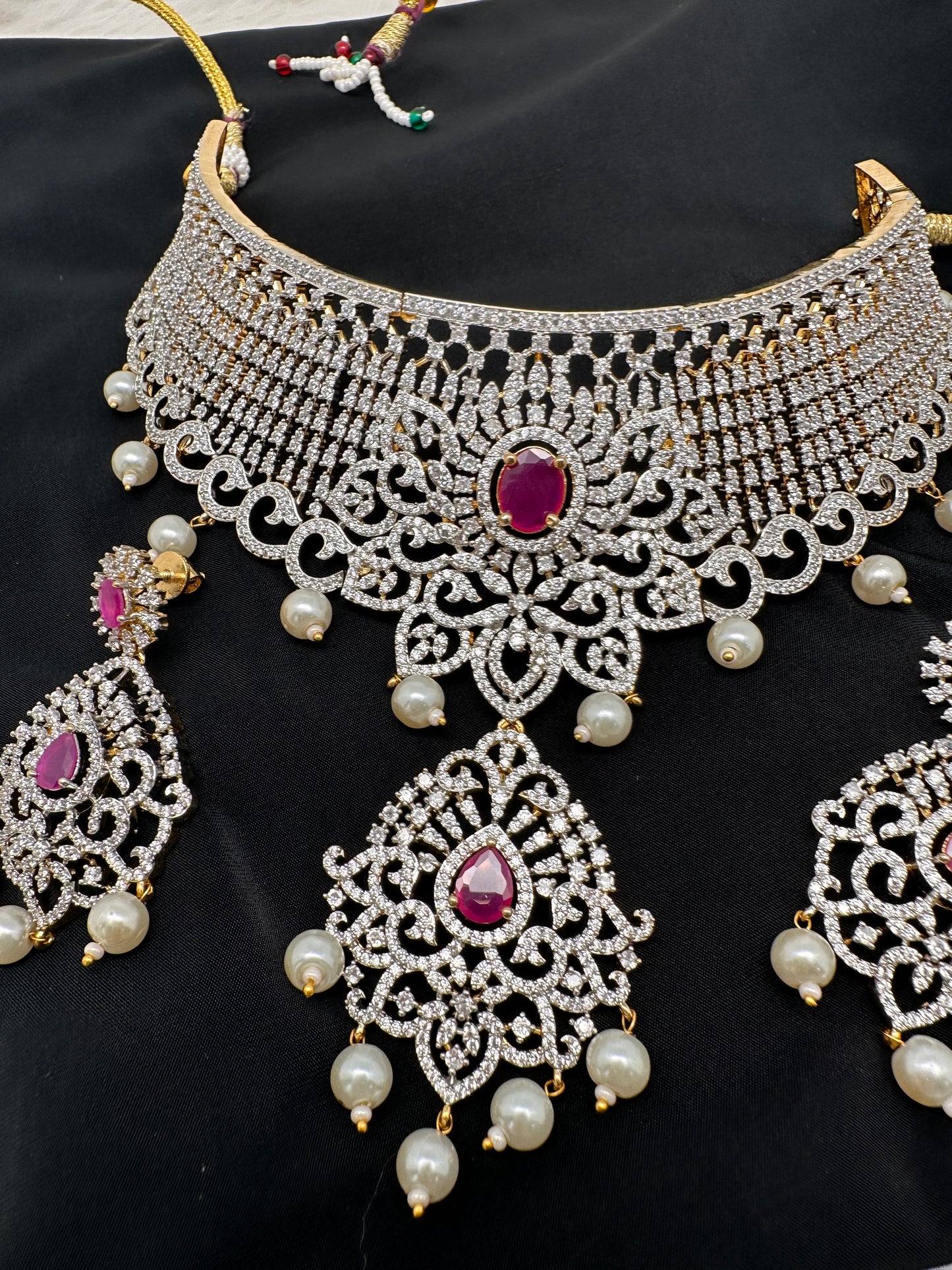 AD Diamond Finish Choker - Red