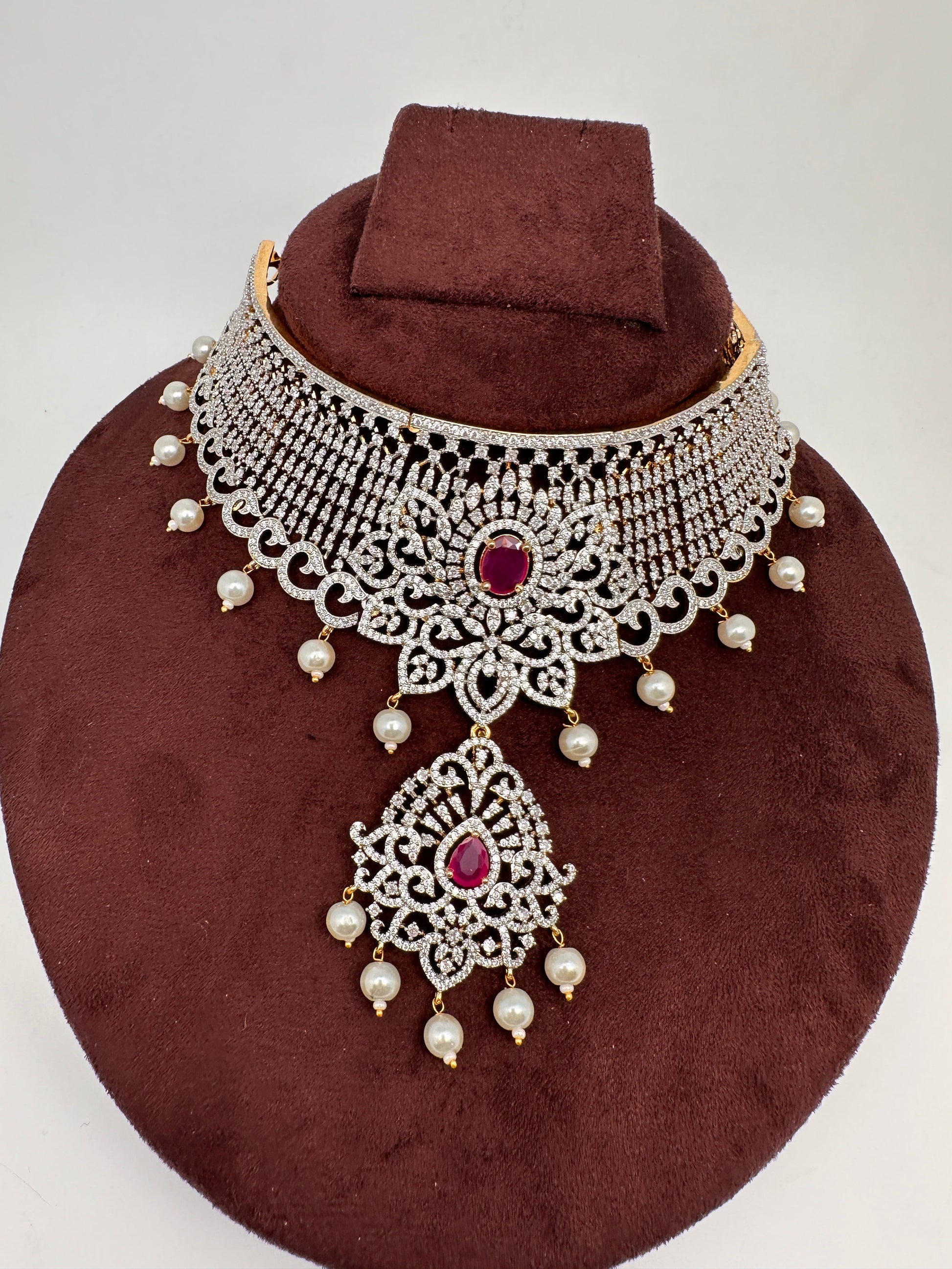 AD Diamond Finish Choker - Red