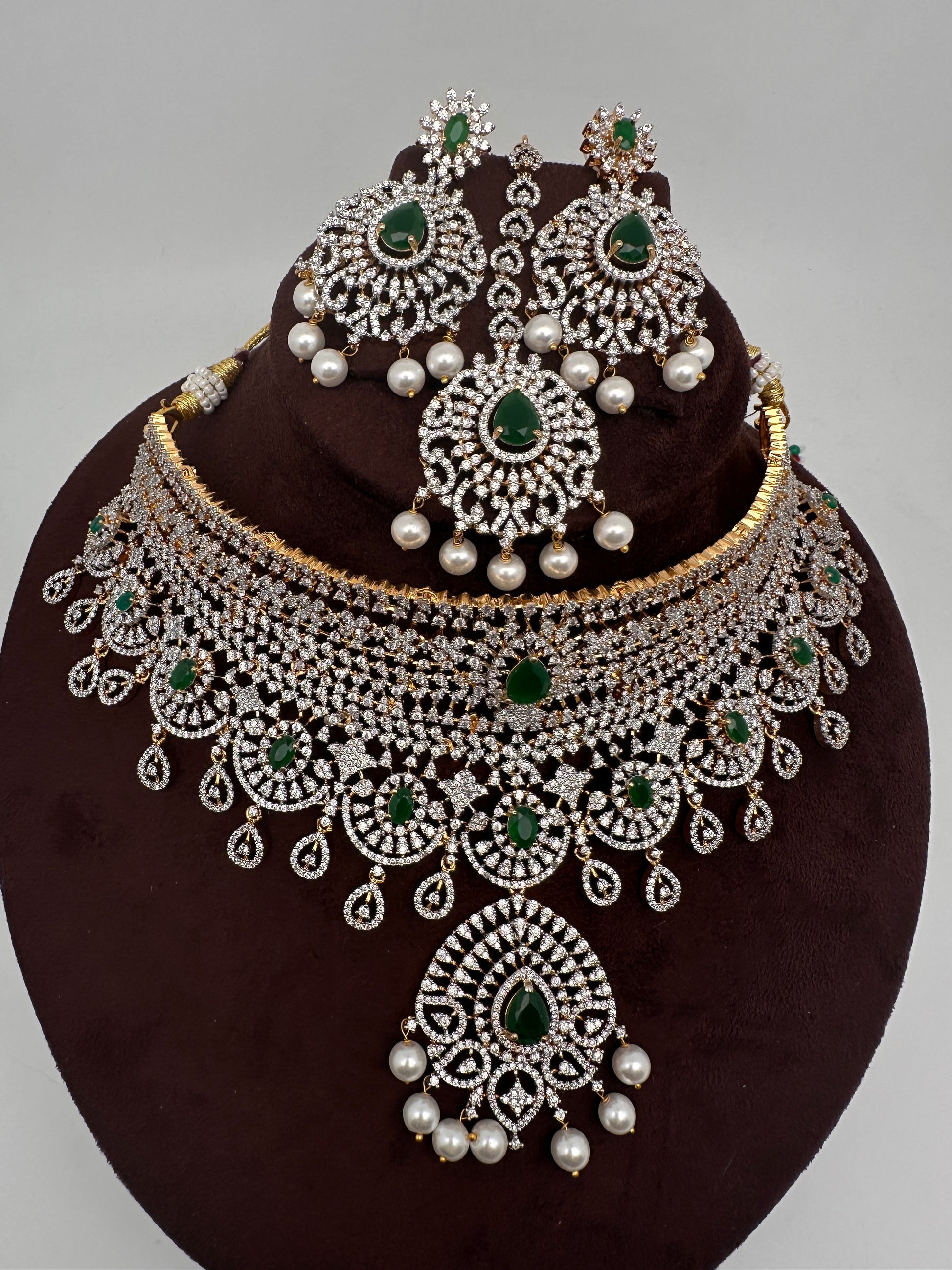 AD Color Stone Gold Polish Choker - Green