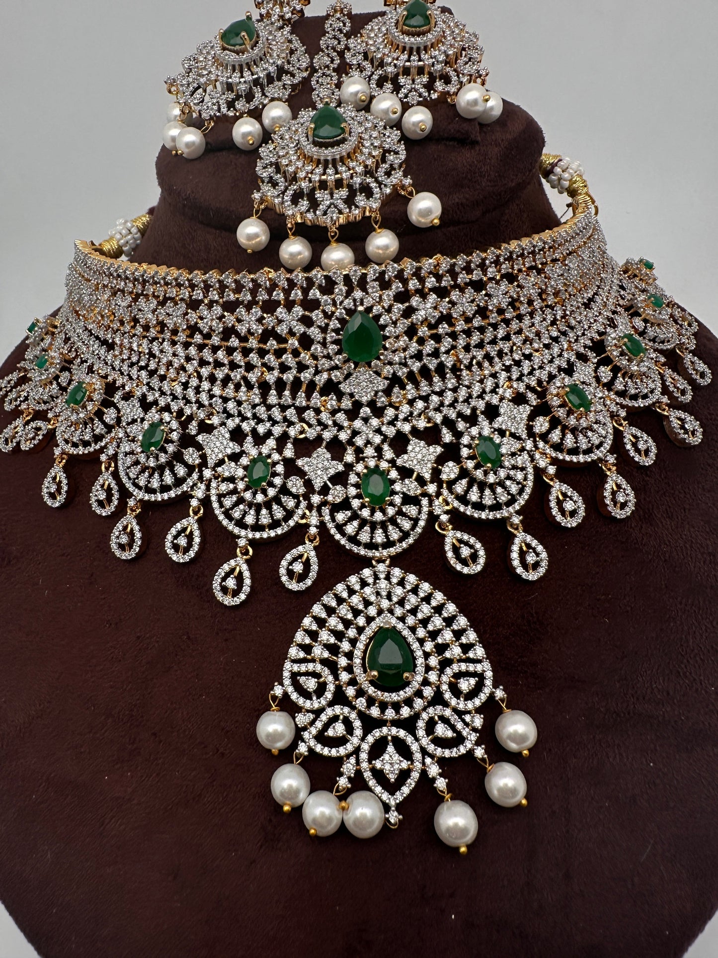 AD Color Stone Gold Polish Choker - Green