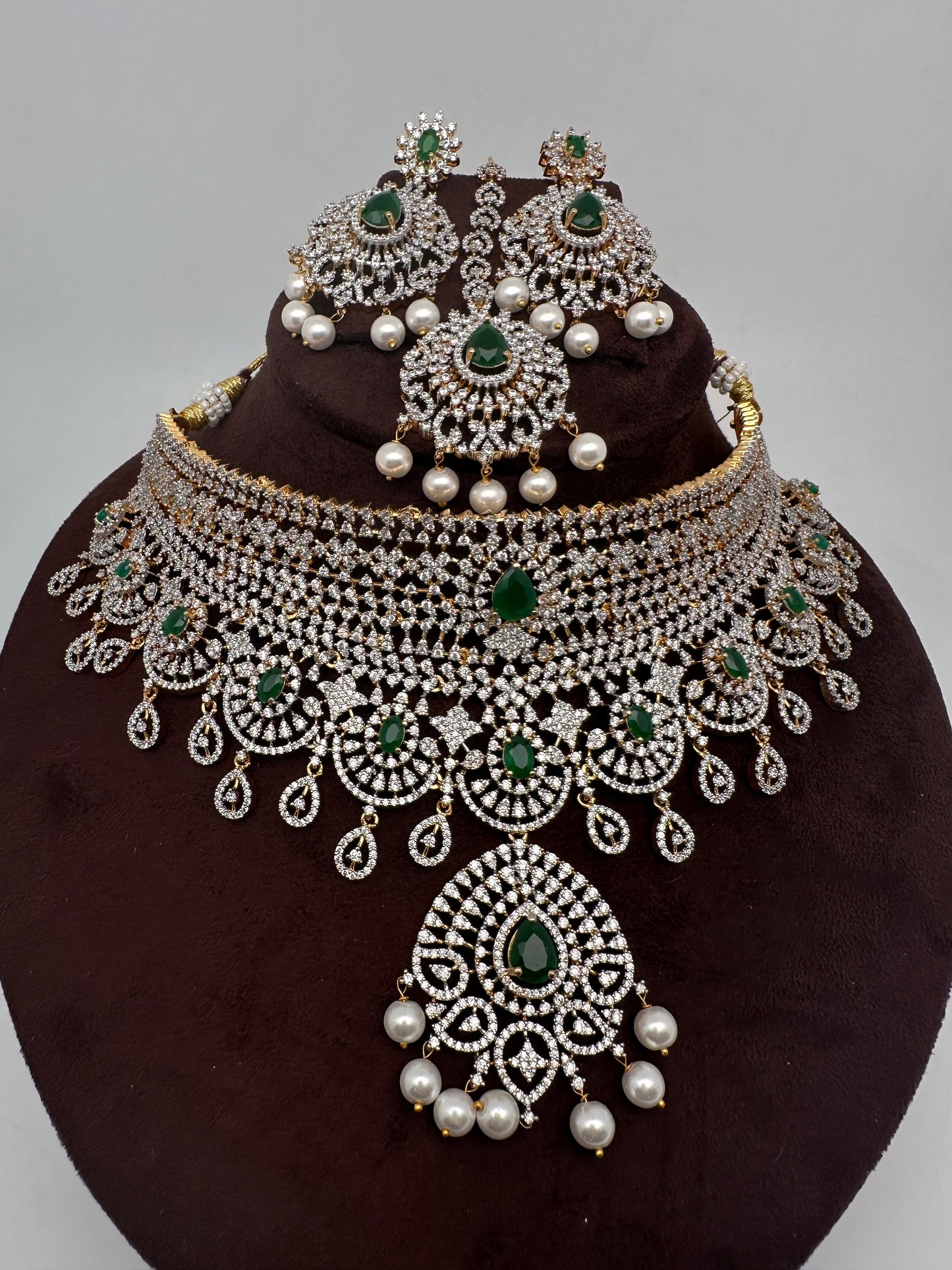 AD Color Stone Gold Polish Choker - Green