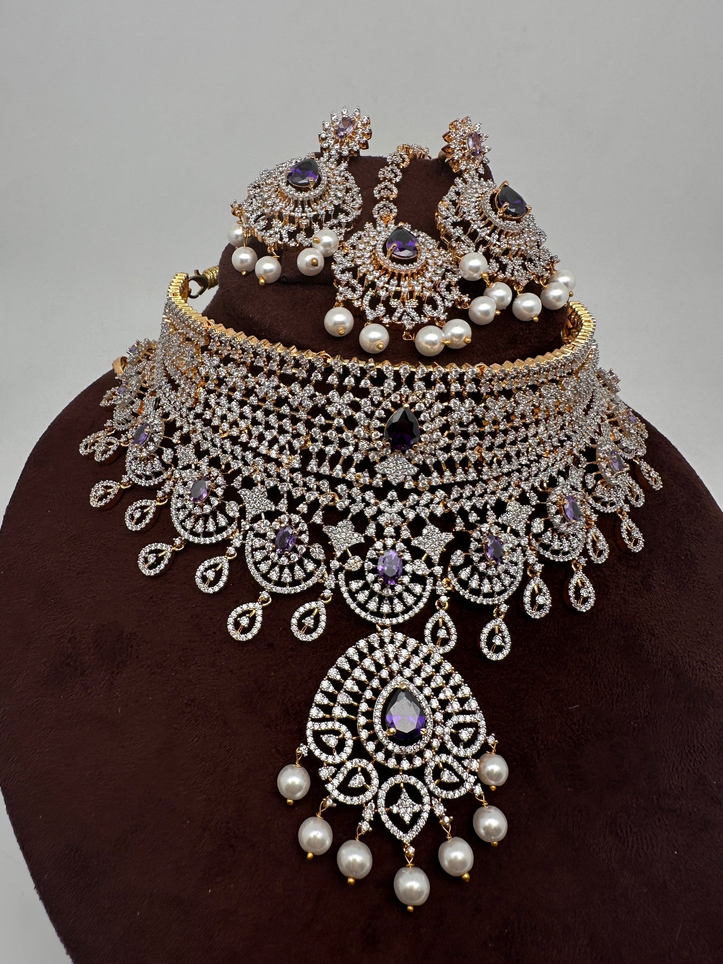 AD Color Stone Gold Polish Choker - Purple