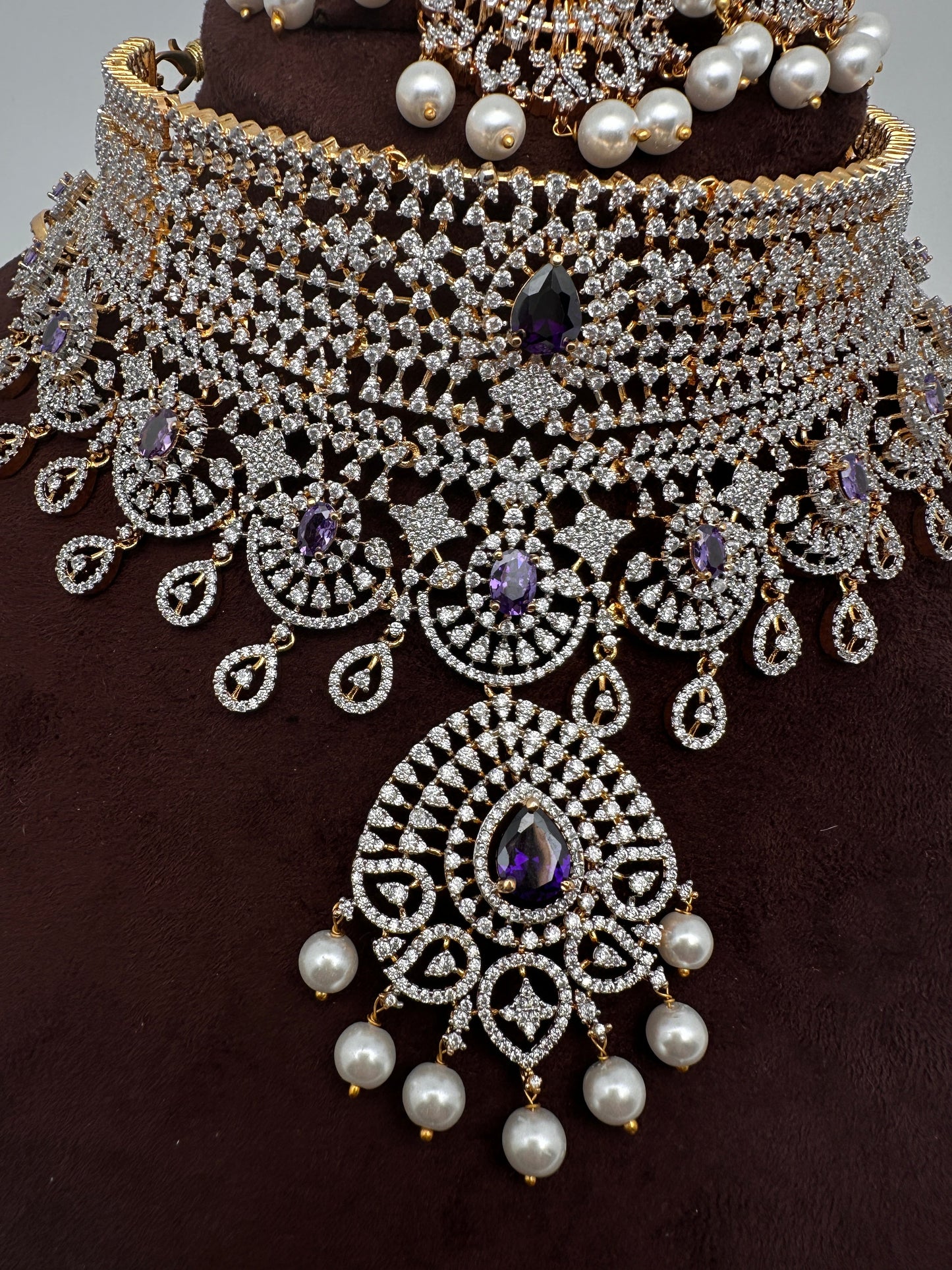 AD Color Stone Gold Polish Choker - Purple