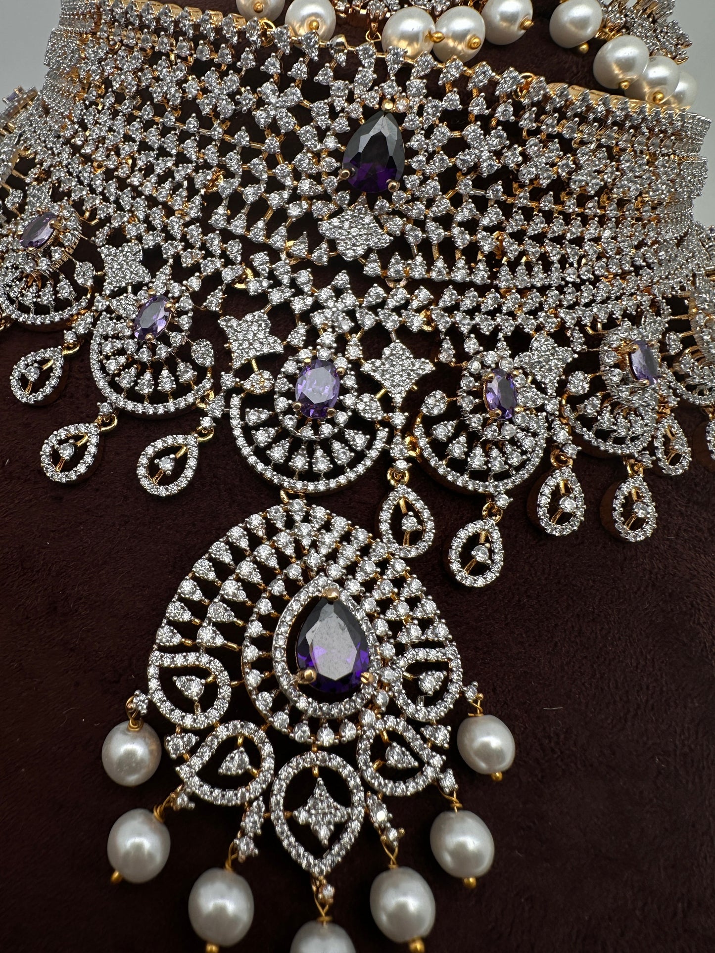 AD Color Stone Gold Polish Choker - Purple