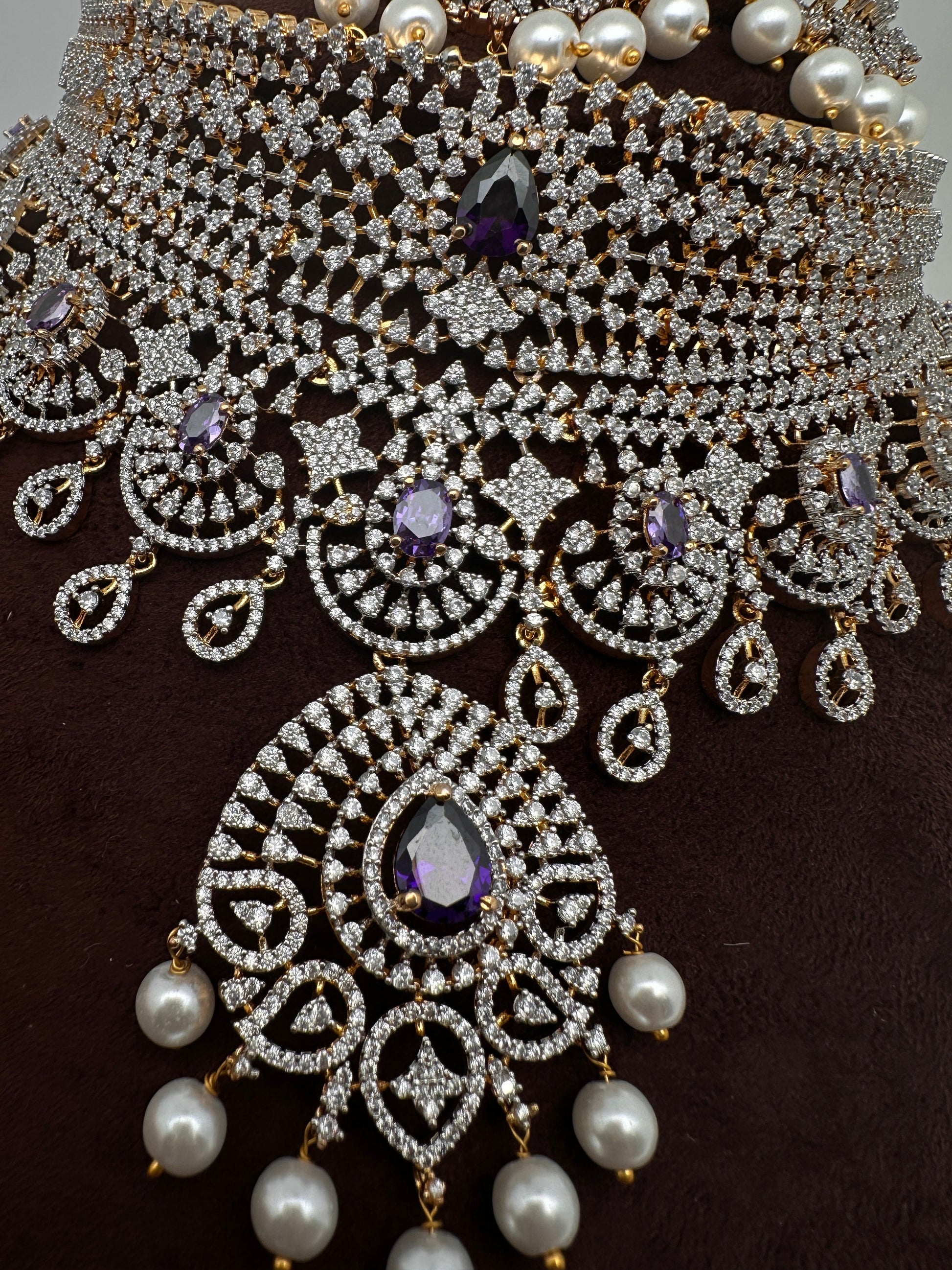 AD Color Stone Gold Polish Choker - Purple