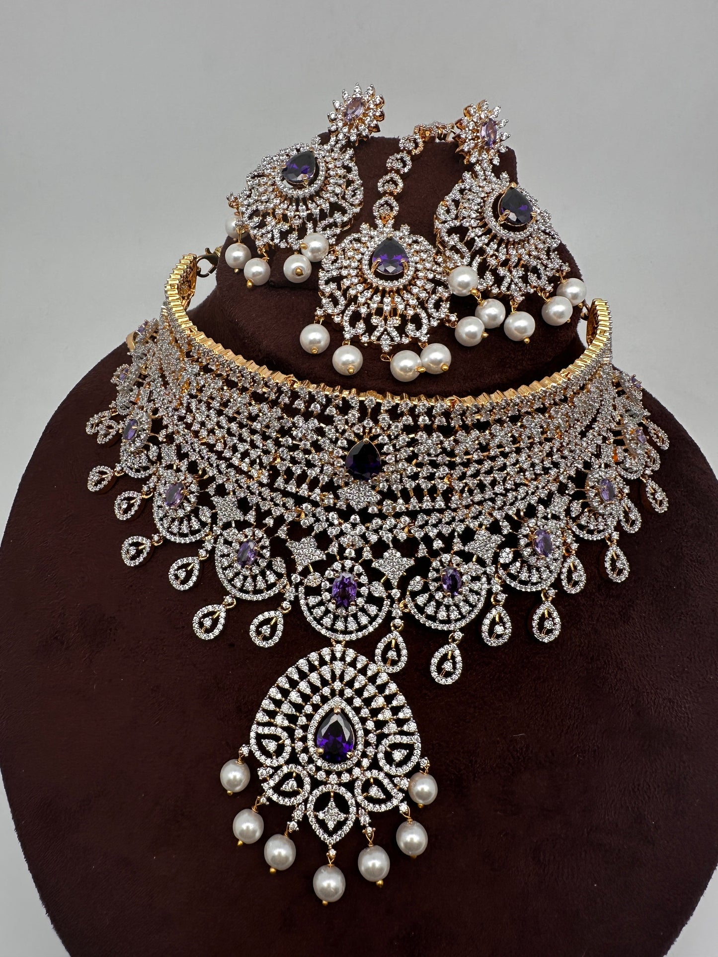 AD Color Stone Gold Polish Choker - Purple