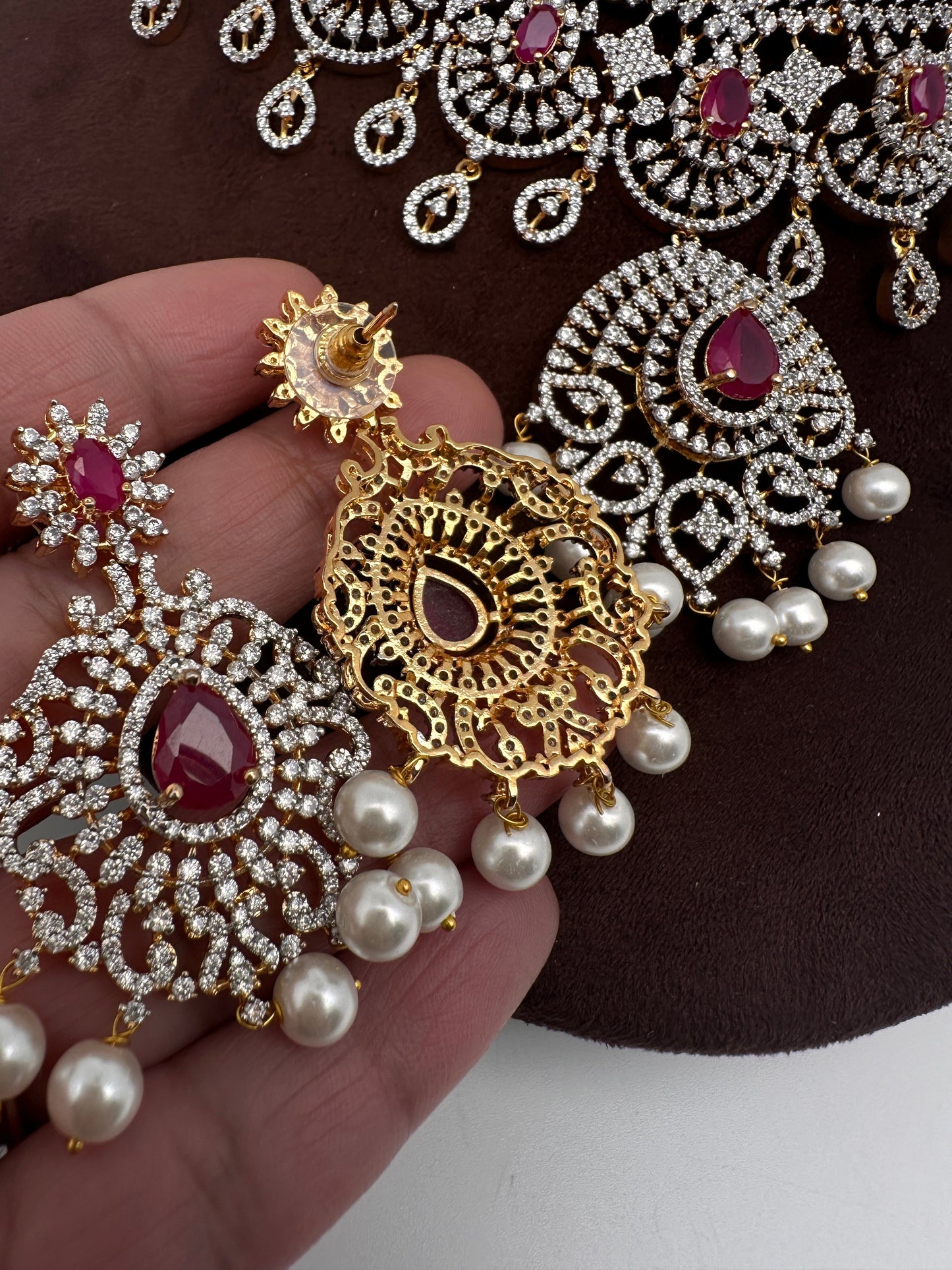 AD Color Stone Gold Polish Choker - Red