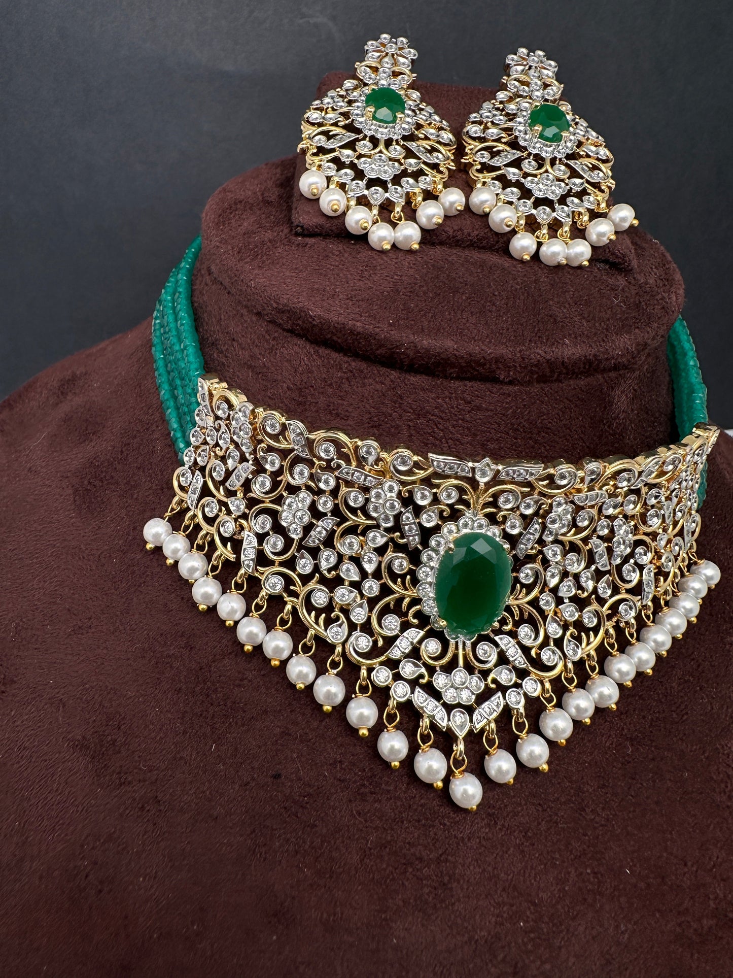 CZ Color Stone Beads Choker - Green