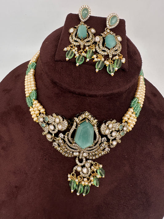 AD VIctorian Color Stone Pearls Beads Choker - MintGreen