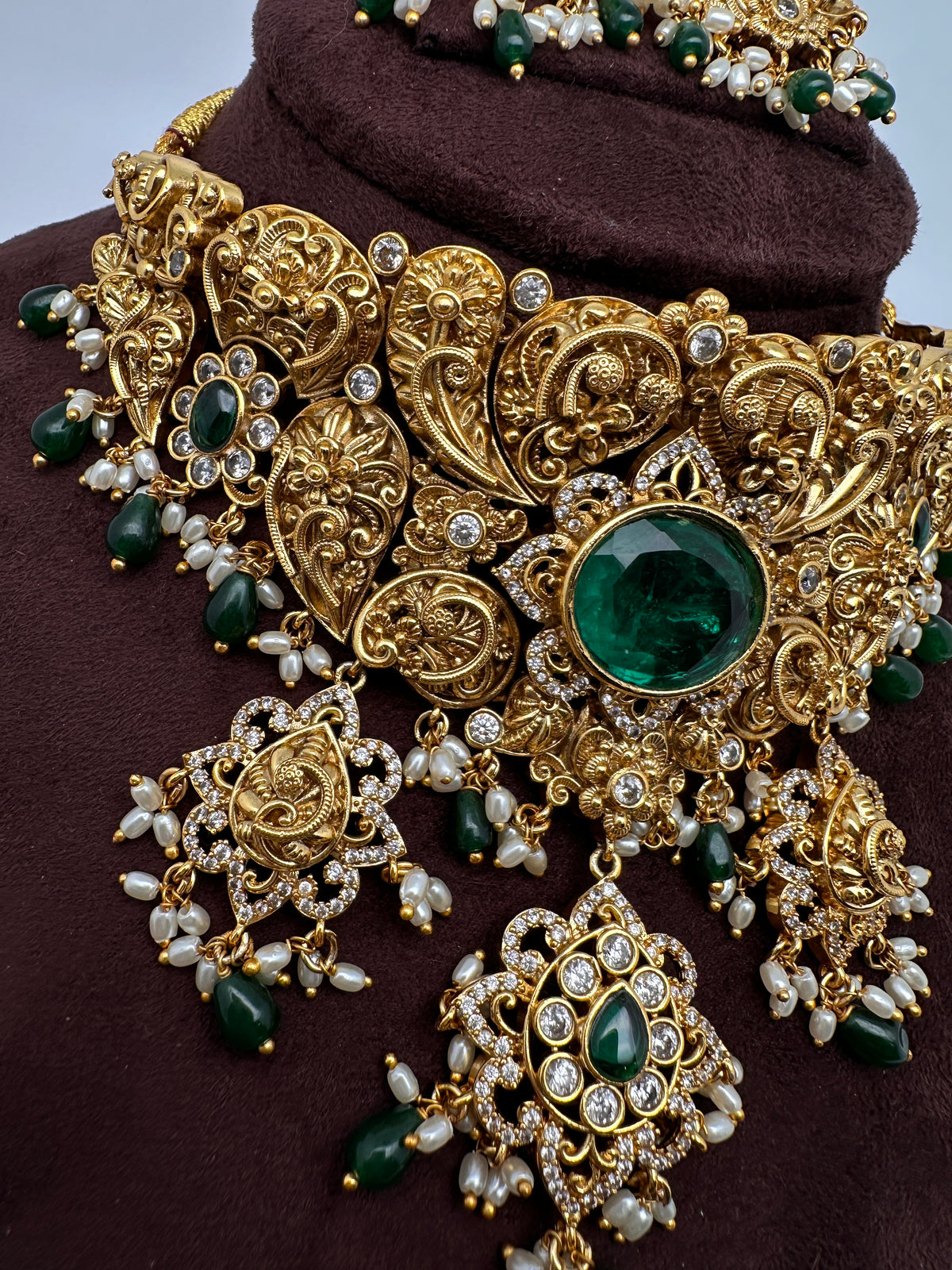 Green Nakshi Matte Choker with Beads and Pearls - 