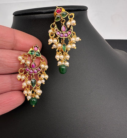 Dainty Kemp Matte Earrings - Green