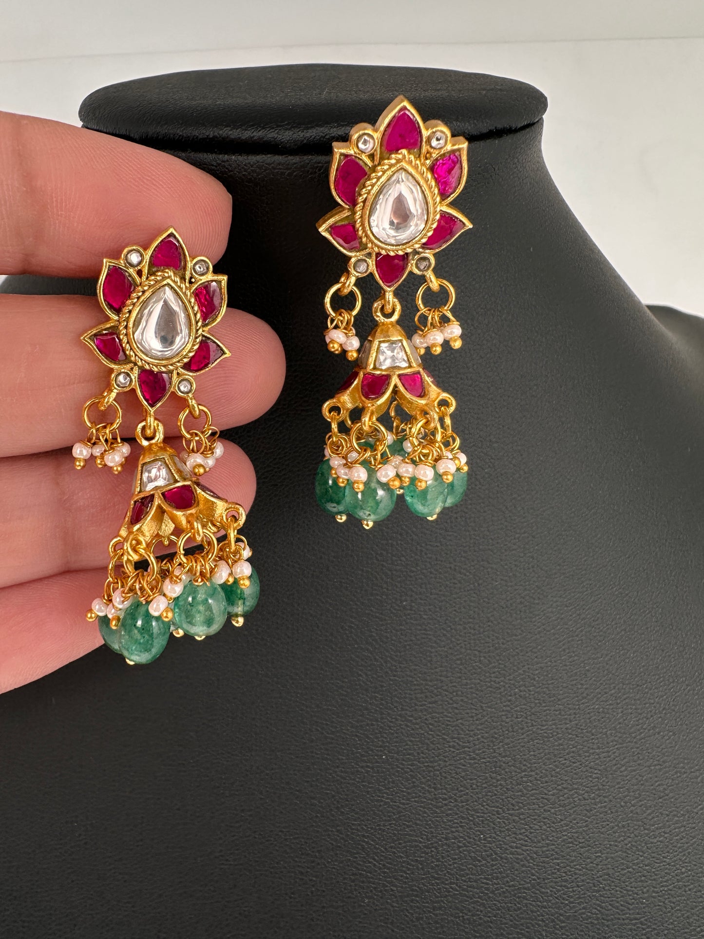 Jadau Kundan Floral Small Jhumka Earrings - 