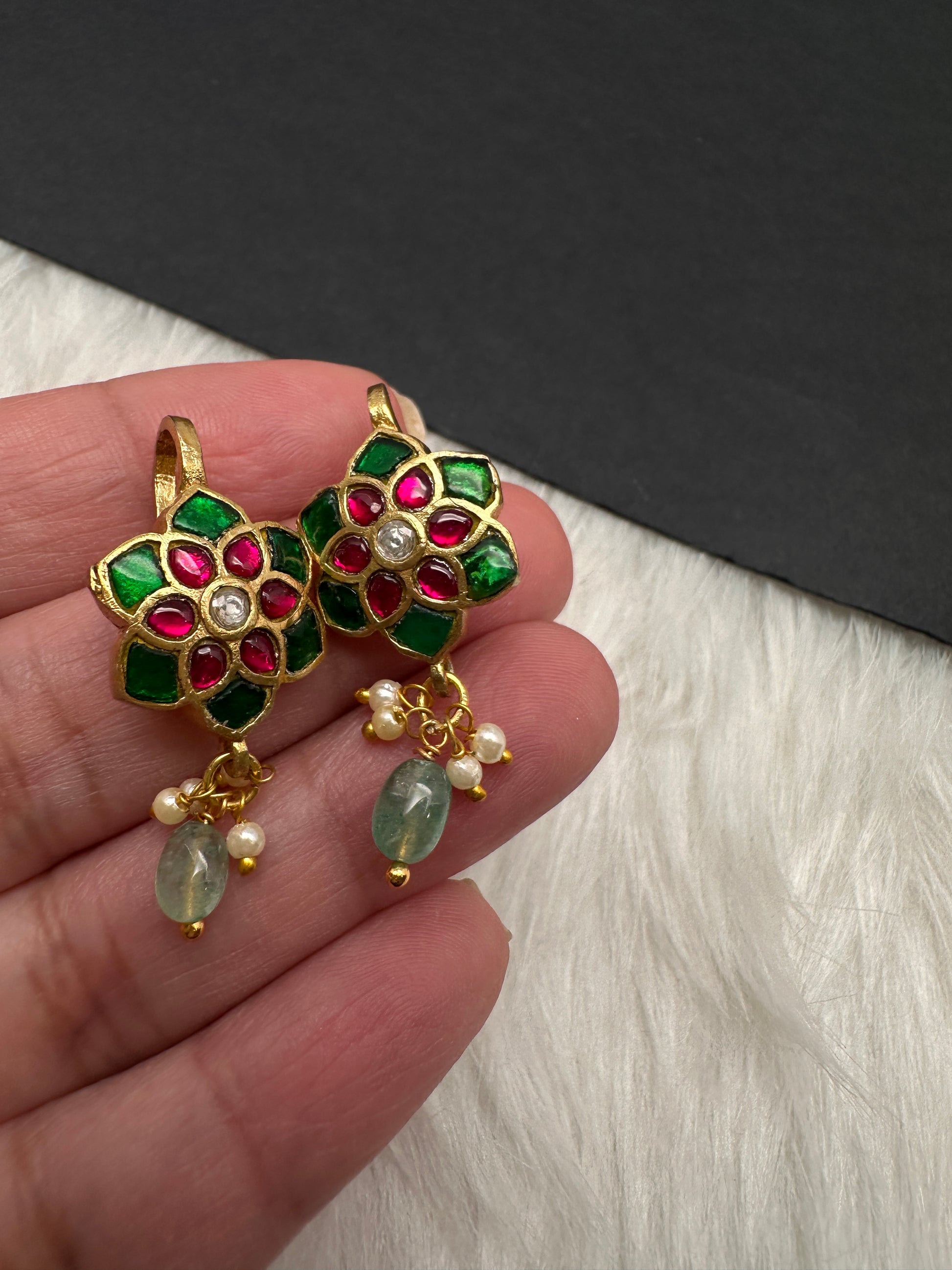 Jadau Kundan Floral Bugadi Earrings - 