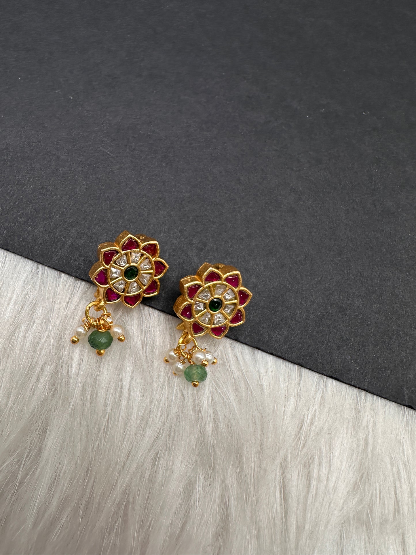 Jadau Kundan Floral Bugadi Earrings - 