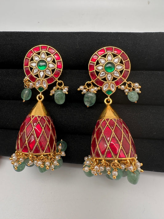 Jadau Kundan jhumka earrings with pearls and green beads