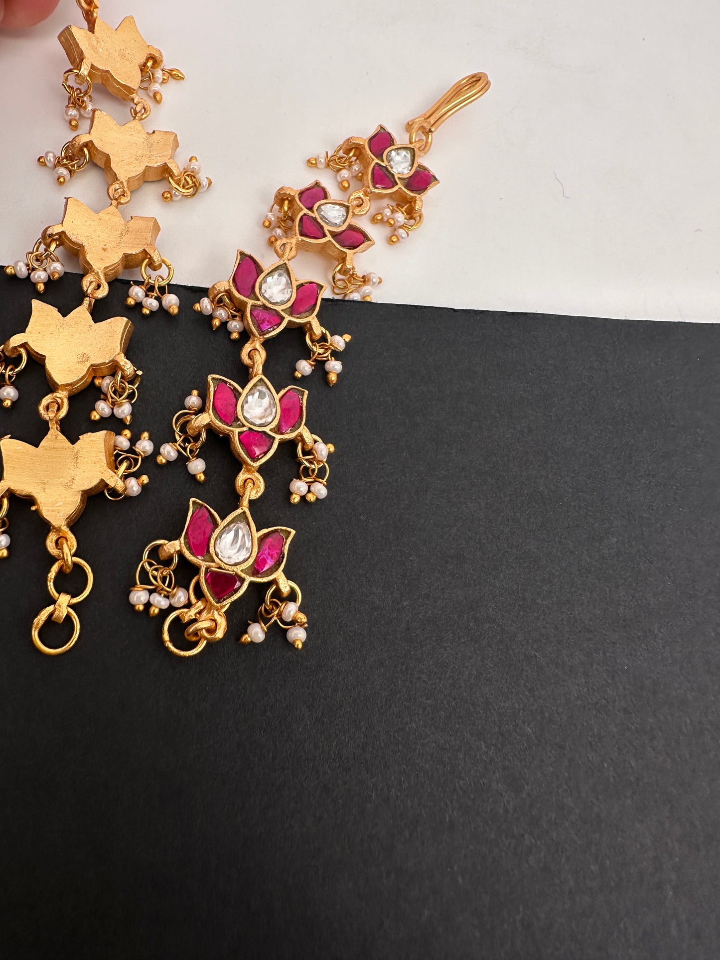 Jadau Kundan Matilu Earchain - 