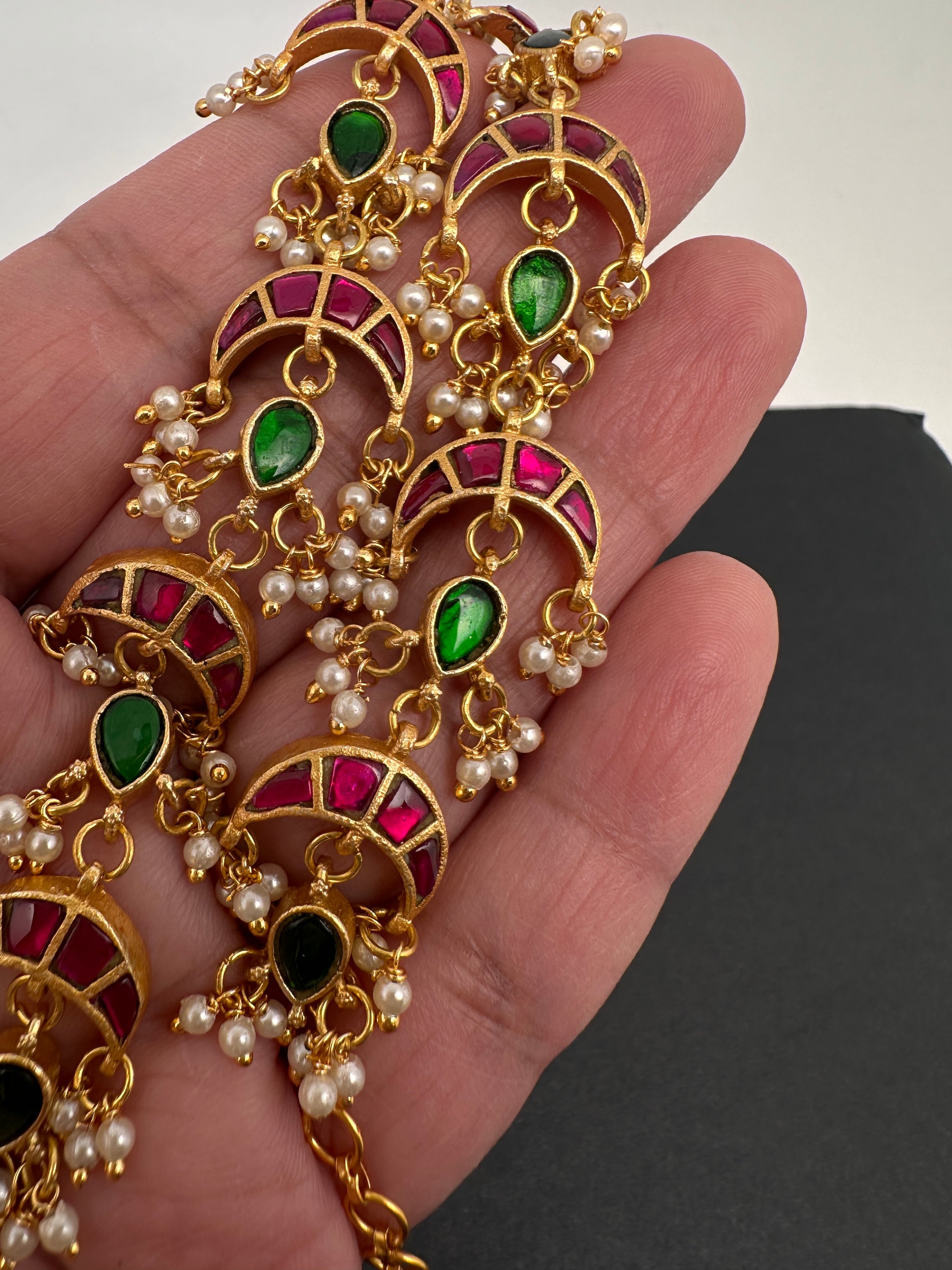 Jadau Kundan Matilu Earchain - 