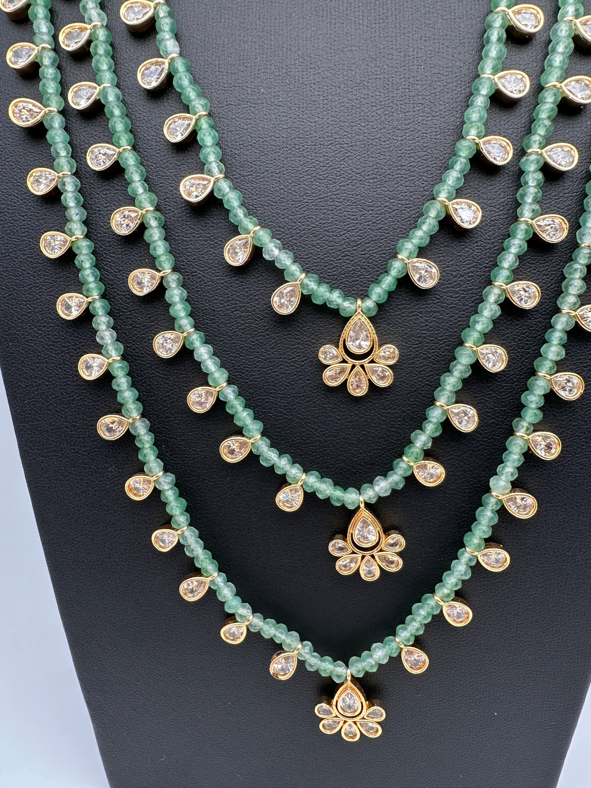 Multi layer Onyx Beads Teen Lada Necklace - Green