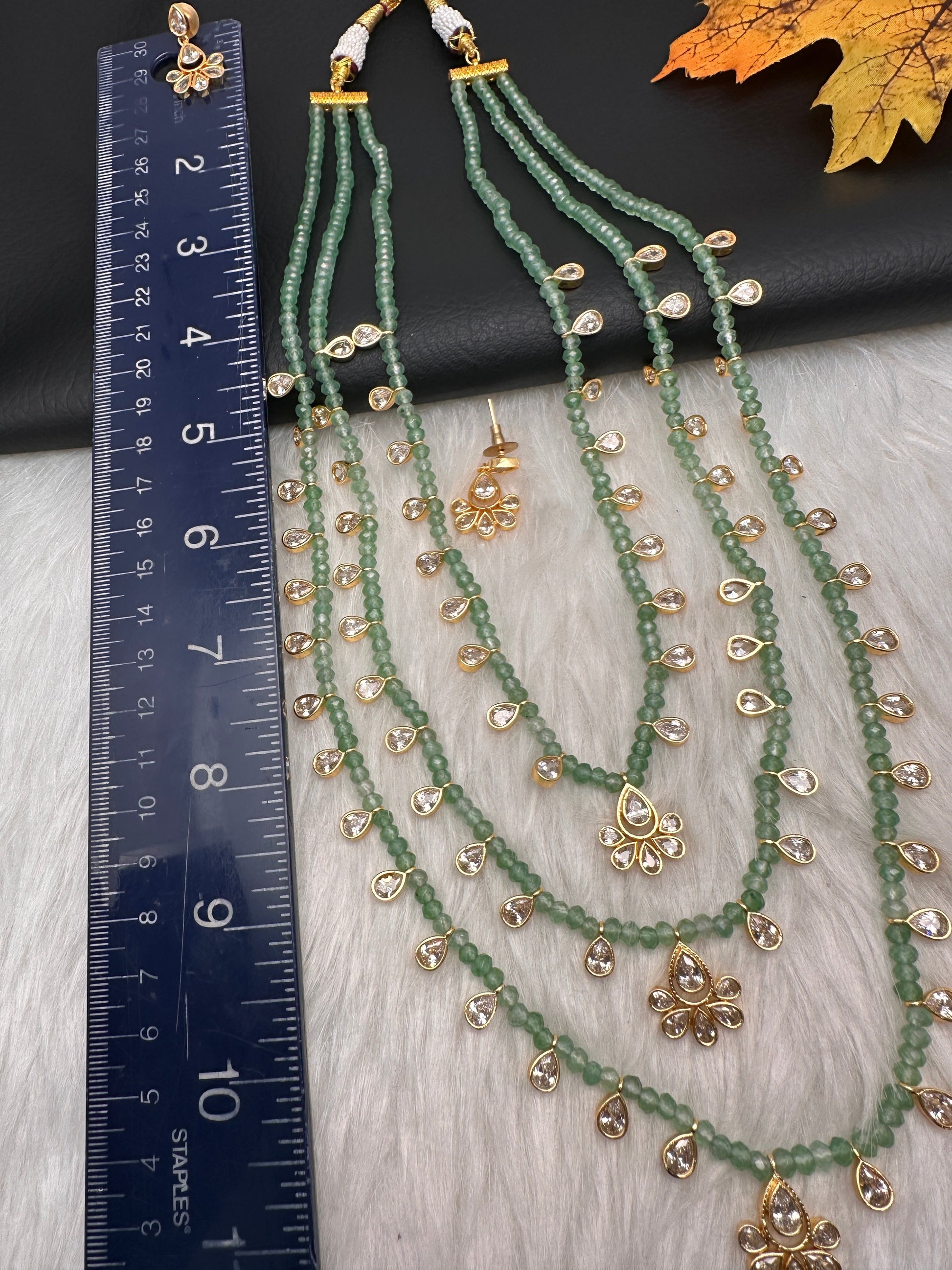 Multi layer Onyx Beads Teen Lada Necklace - Green