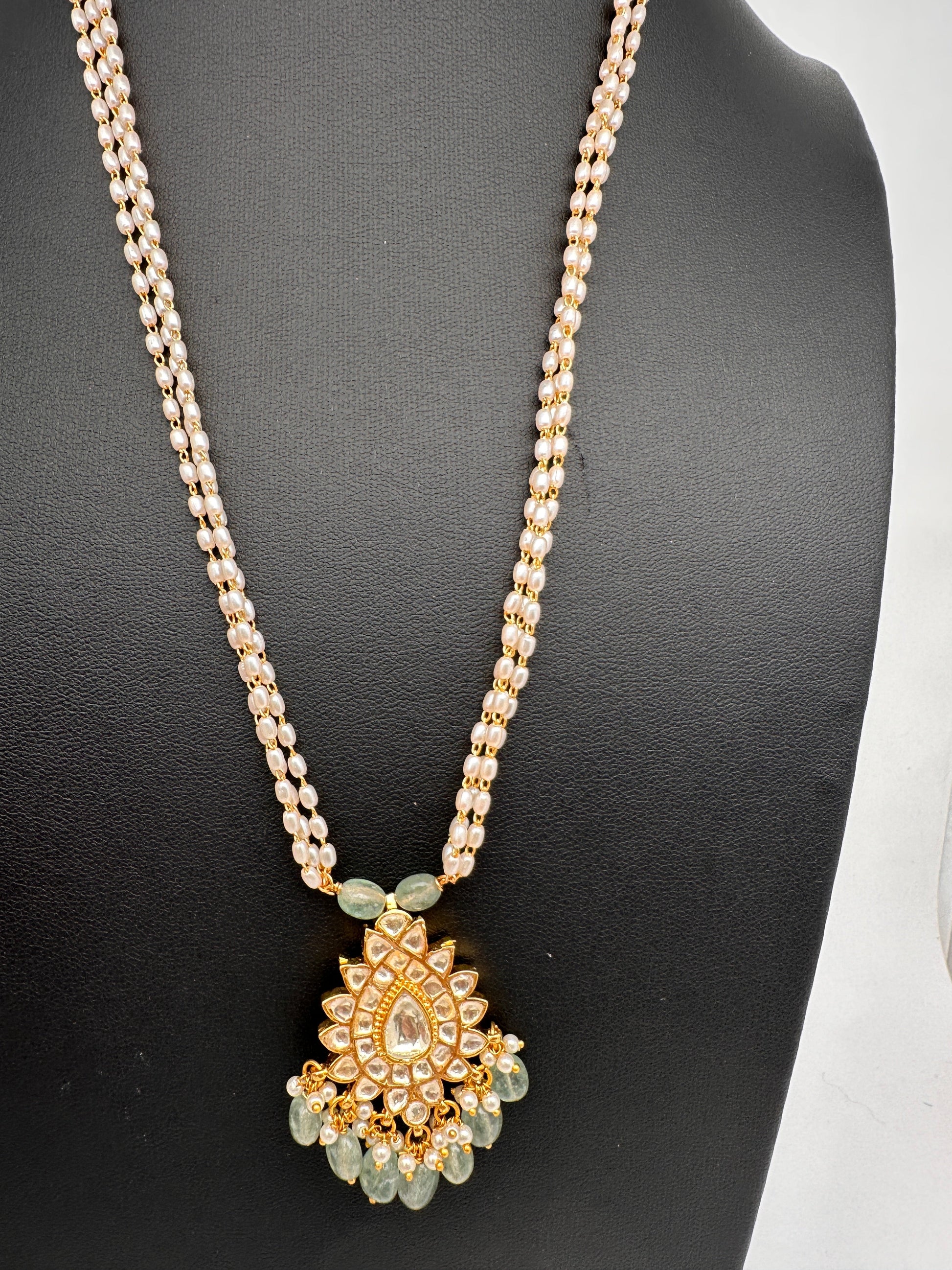 Jadau Kundan Pendent Rice Pearls Necklace