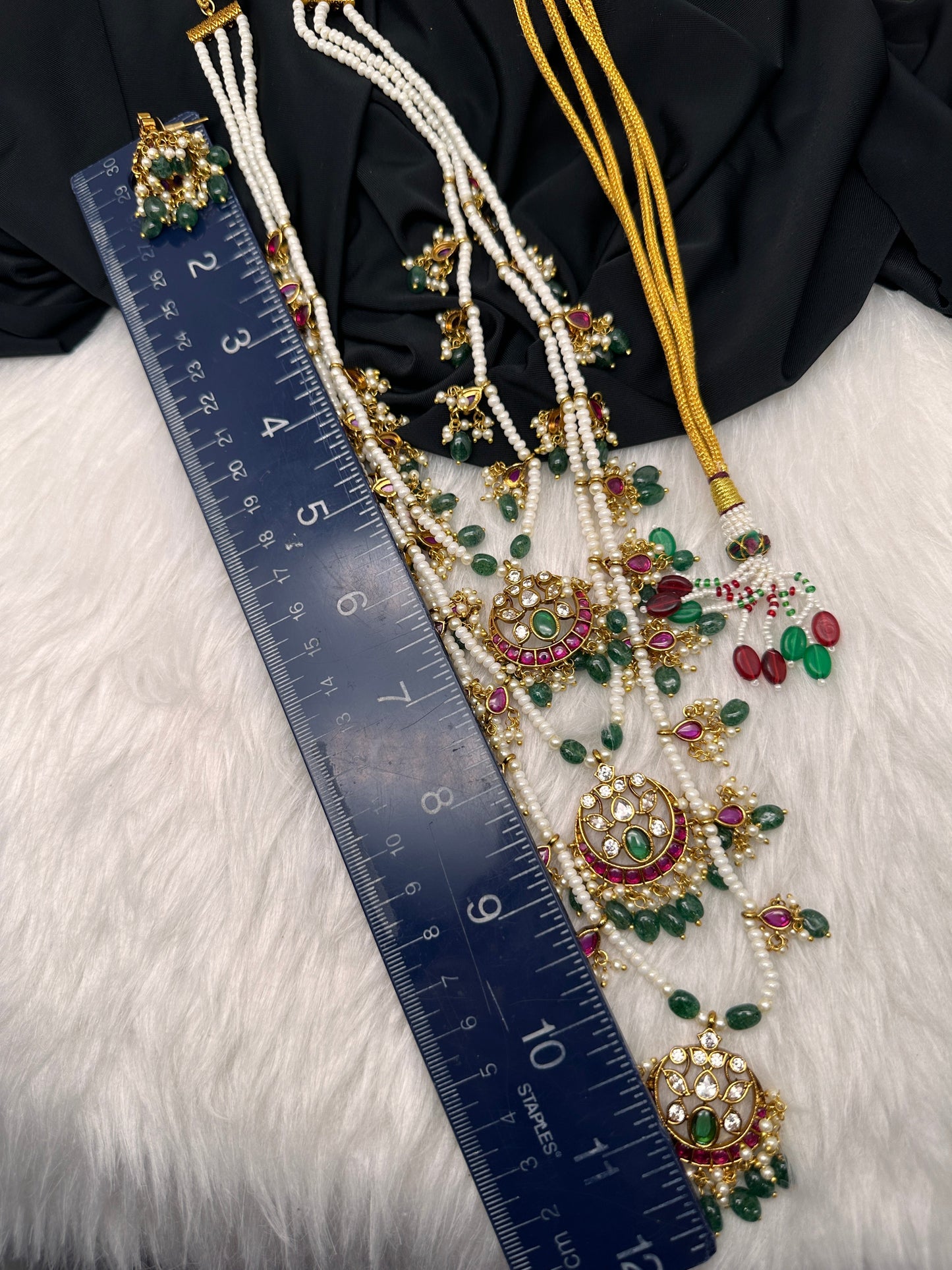 Multi layer Kemp Pearls Teen Lada Necklace