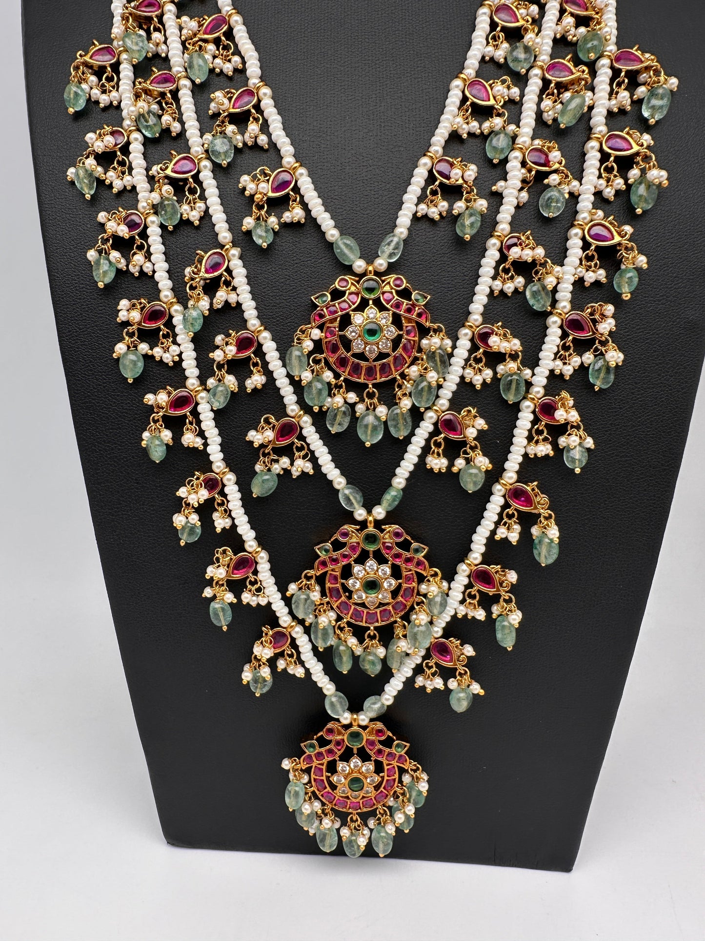 Peacock Multi layer Kemp Pearls Teen Lada Necklace