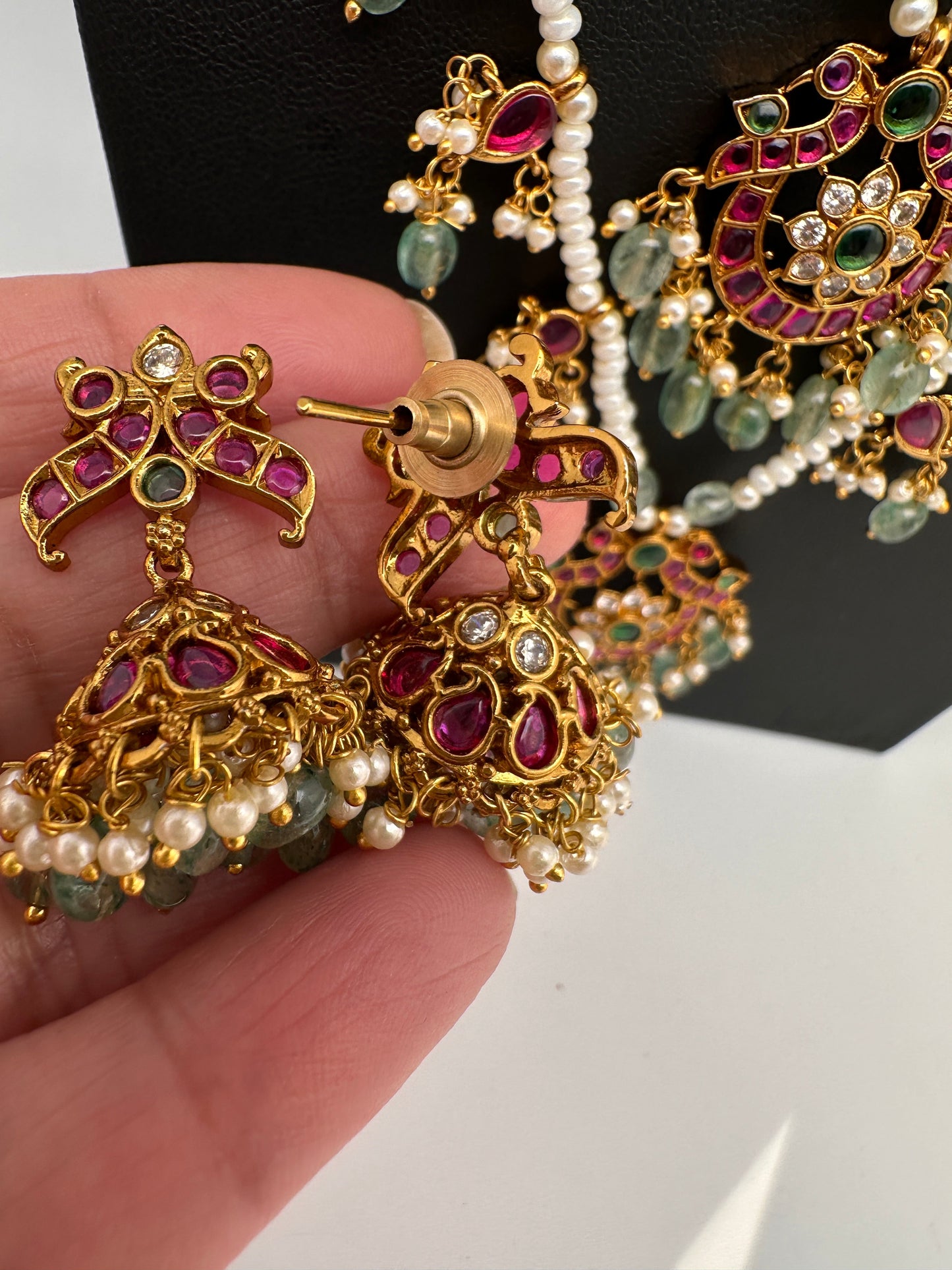 Peacock Multi layer Kemp Pearls Teen Lada Necklace