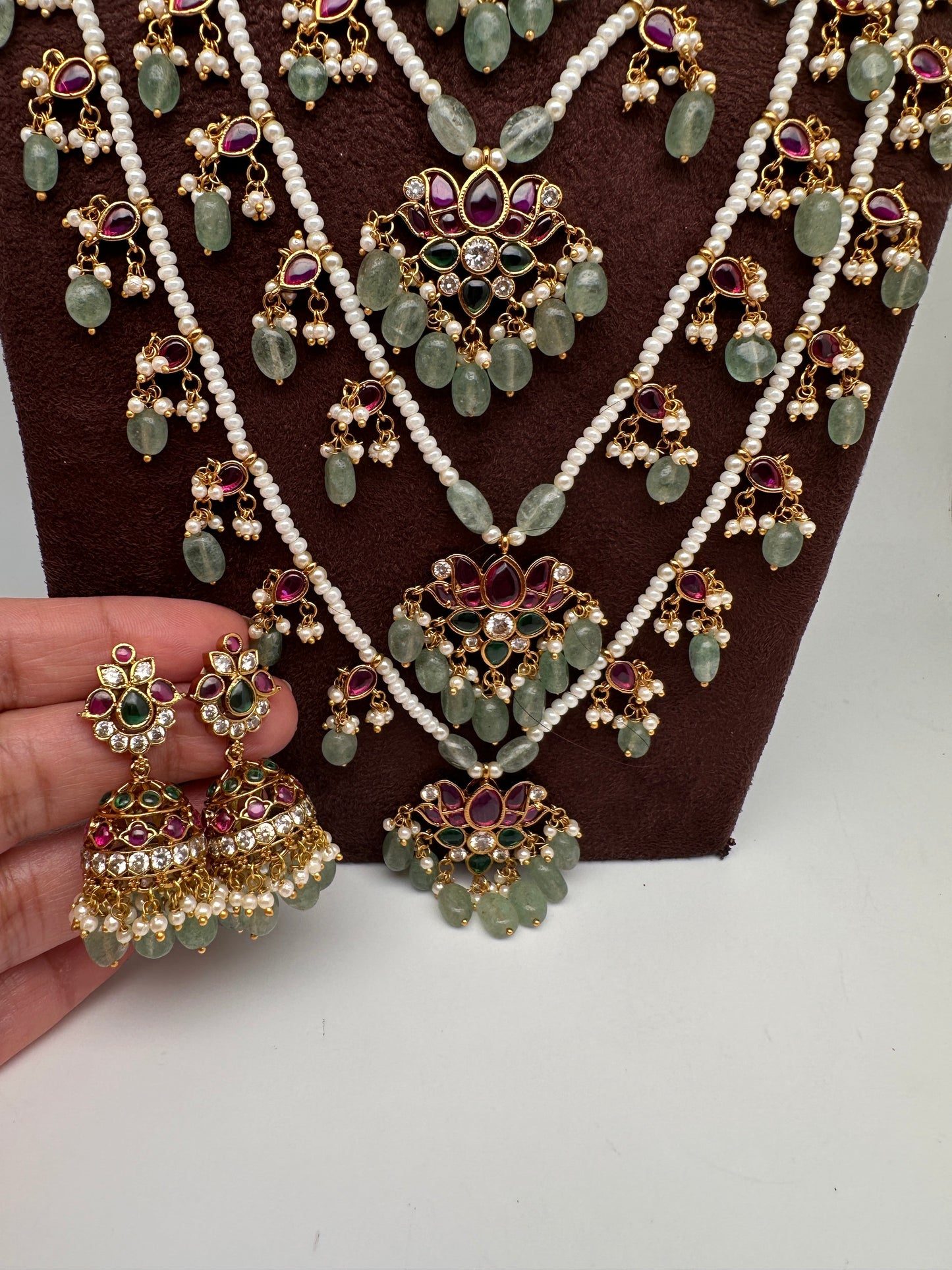 Multi layer Kemp Pearls Panch Lada Necklace