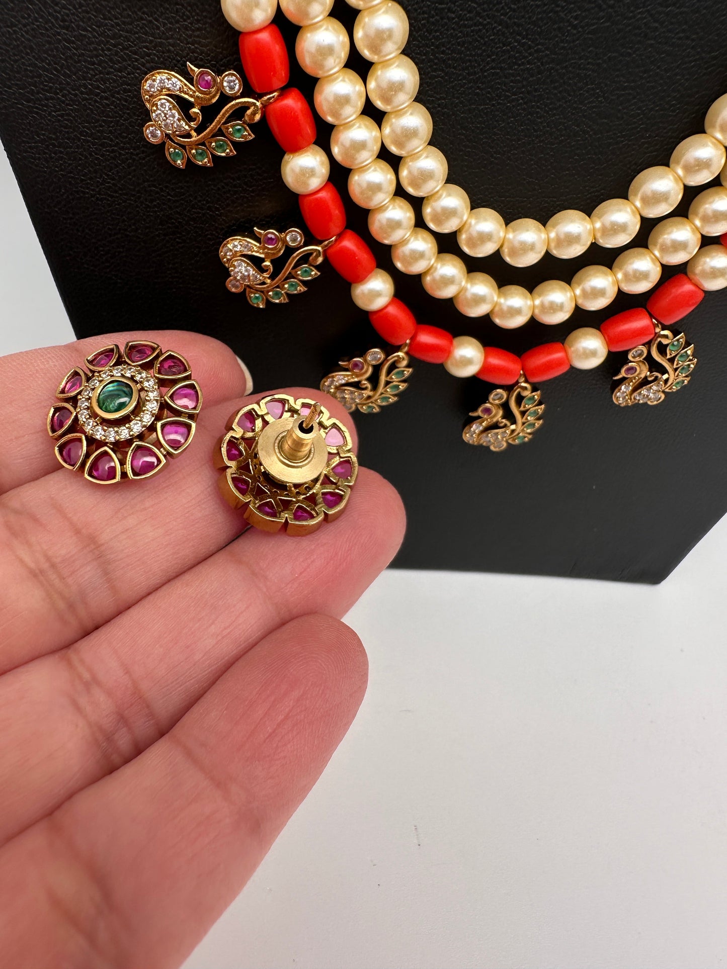Multi layer Coral Pearl Teen Lada Necklace