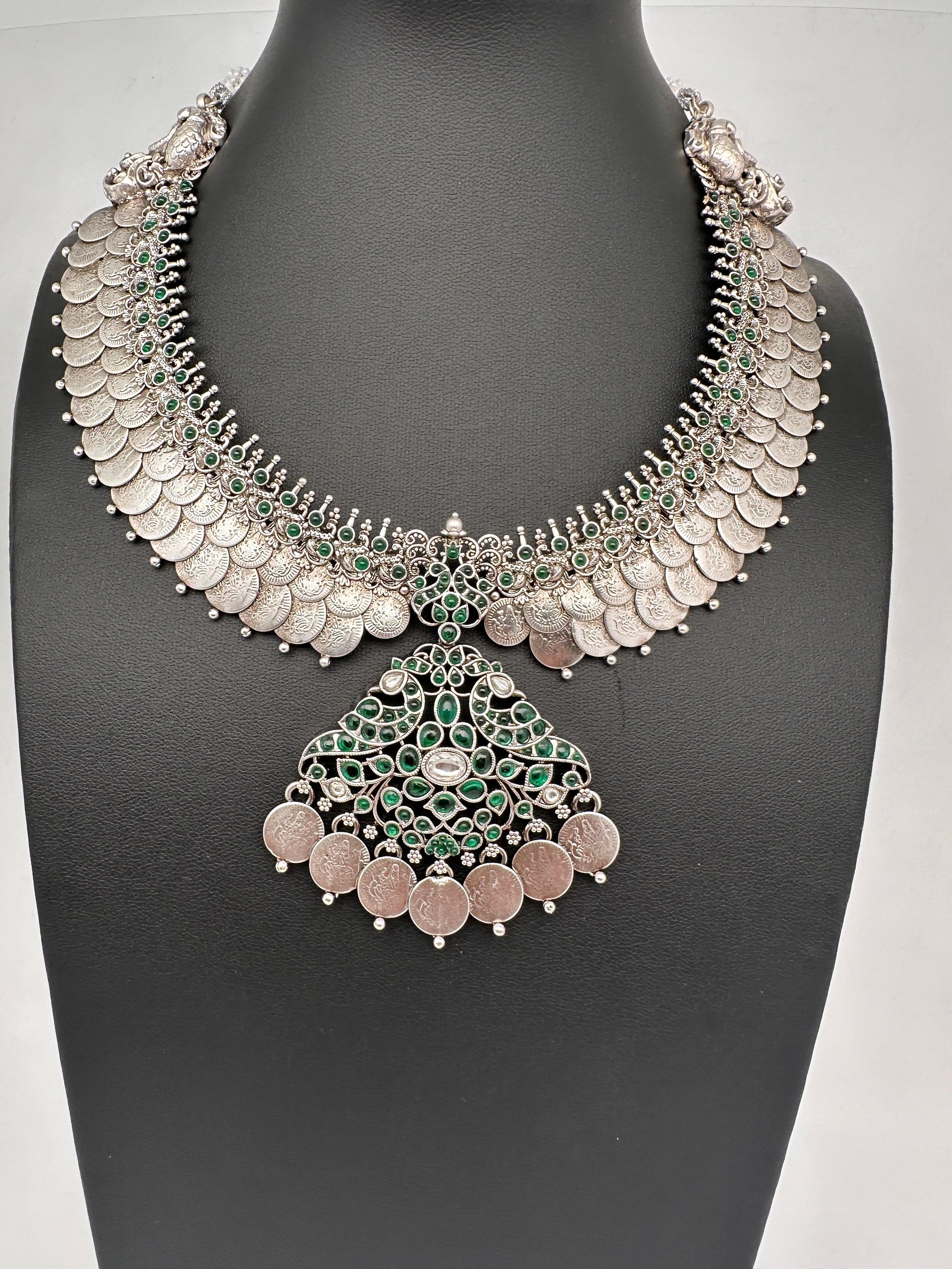 Goddess Lakshmi Kassu Silver Replica Short Necklace - Green
