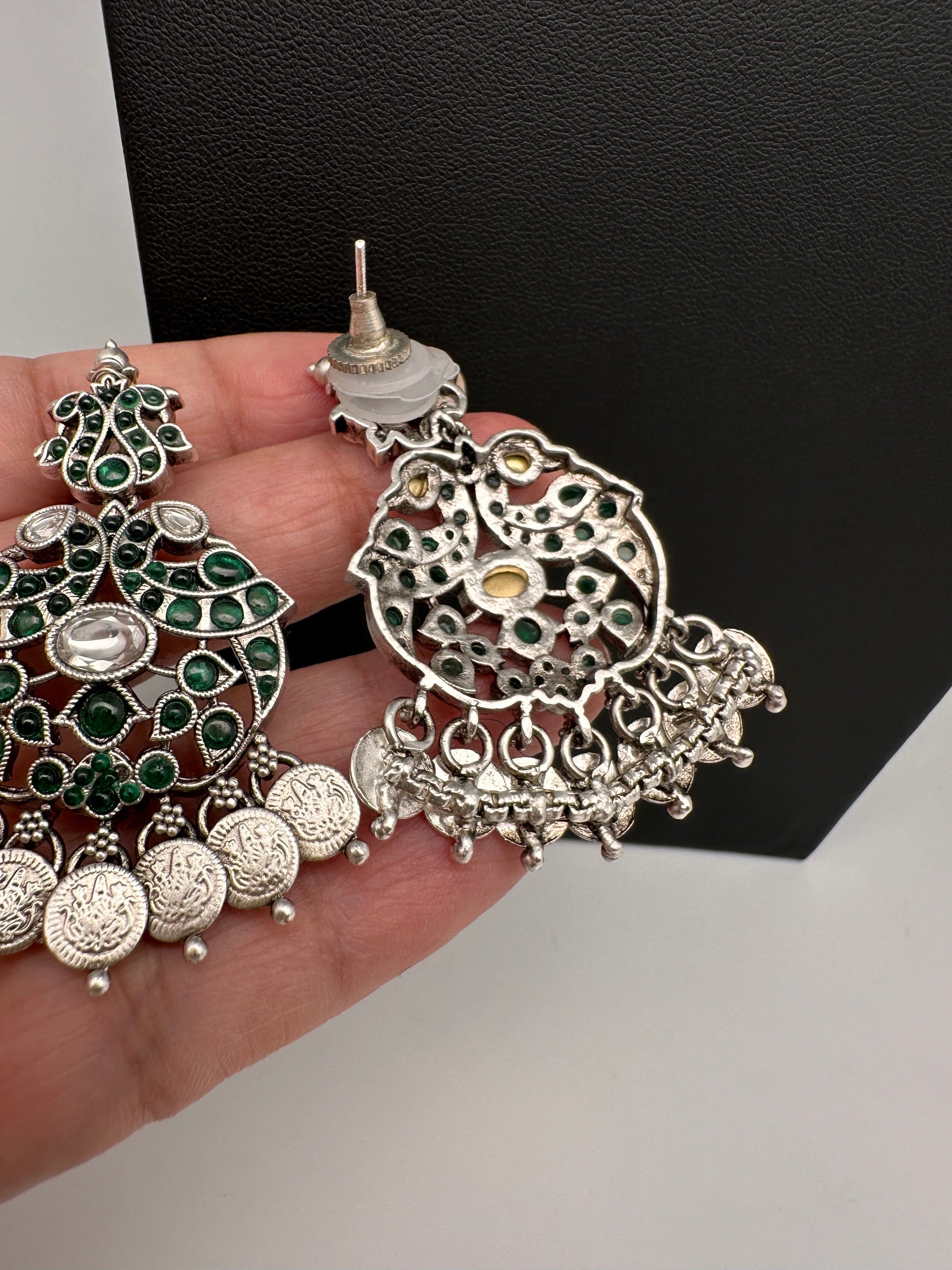 Goddess Lakshmi Kassu Silver Replica Short Necklace - Green
