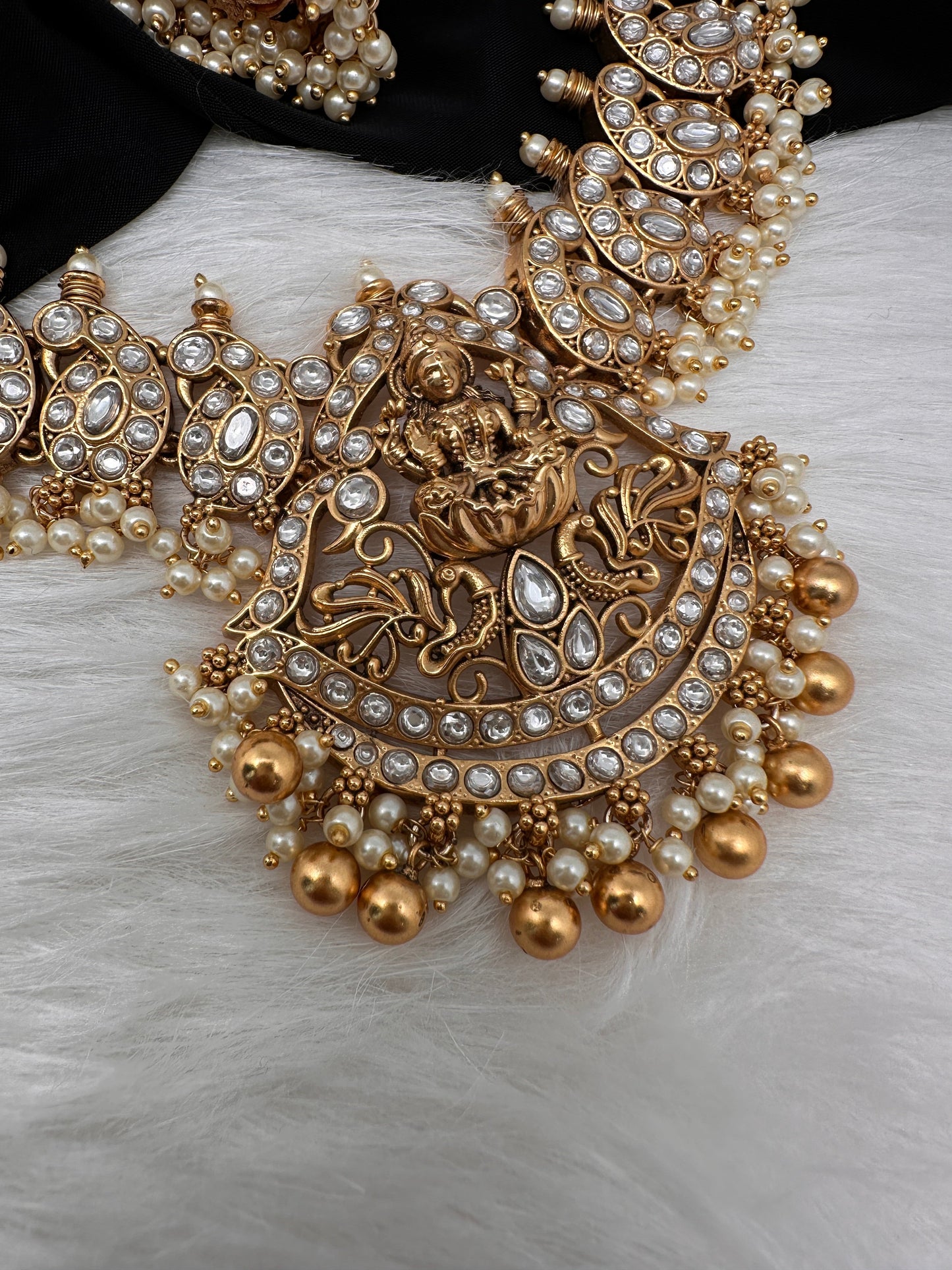Goddess Lakshmi Jadau Kundan Necklace