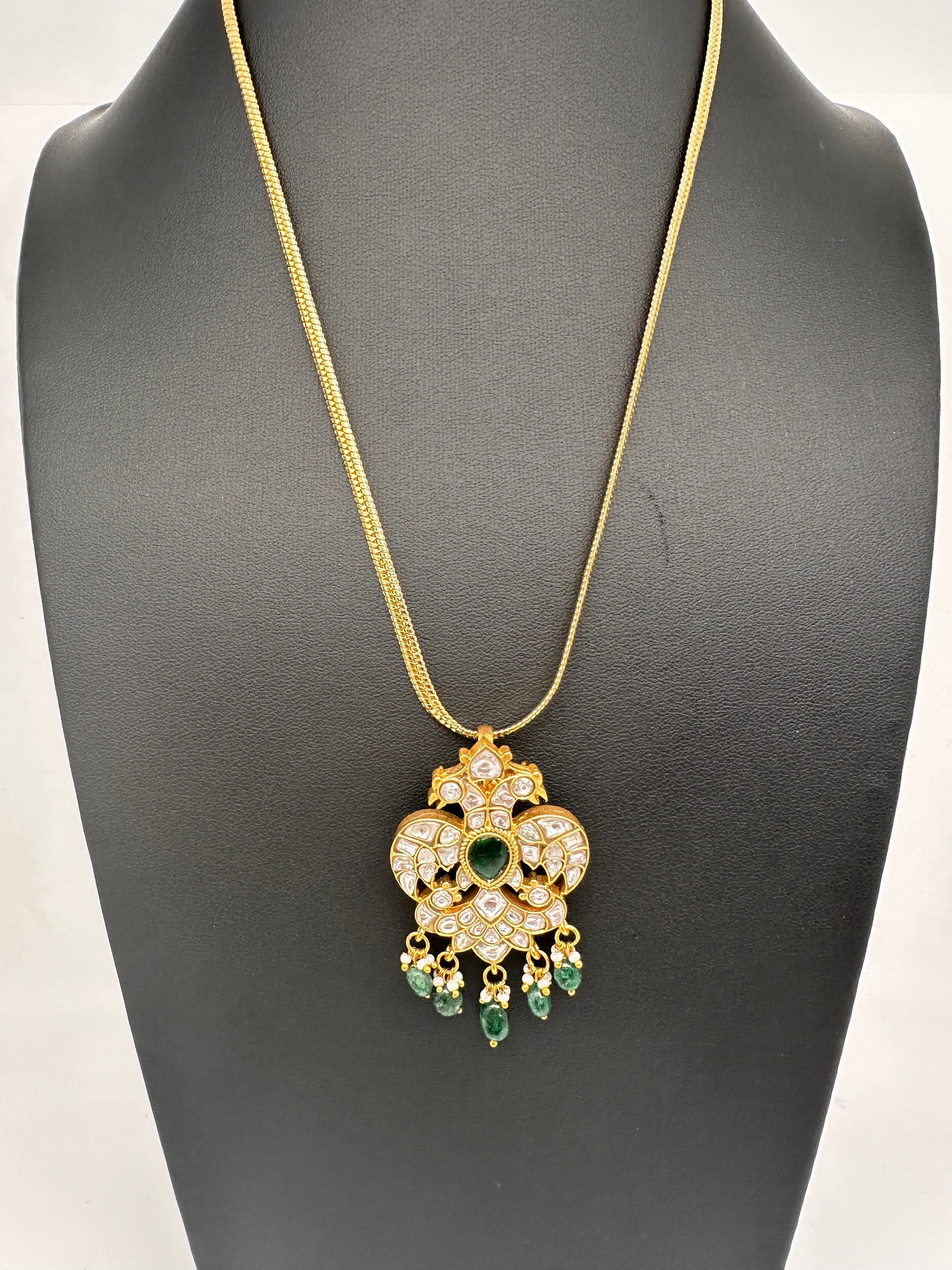 Jadau Kundan Pendent Necklace