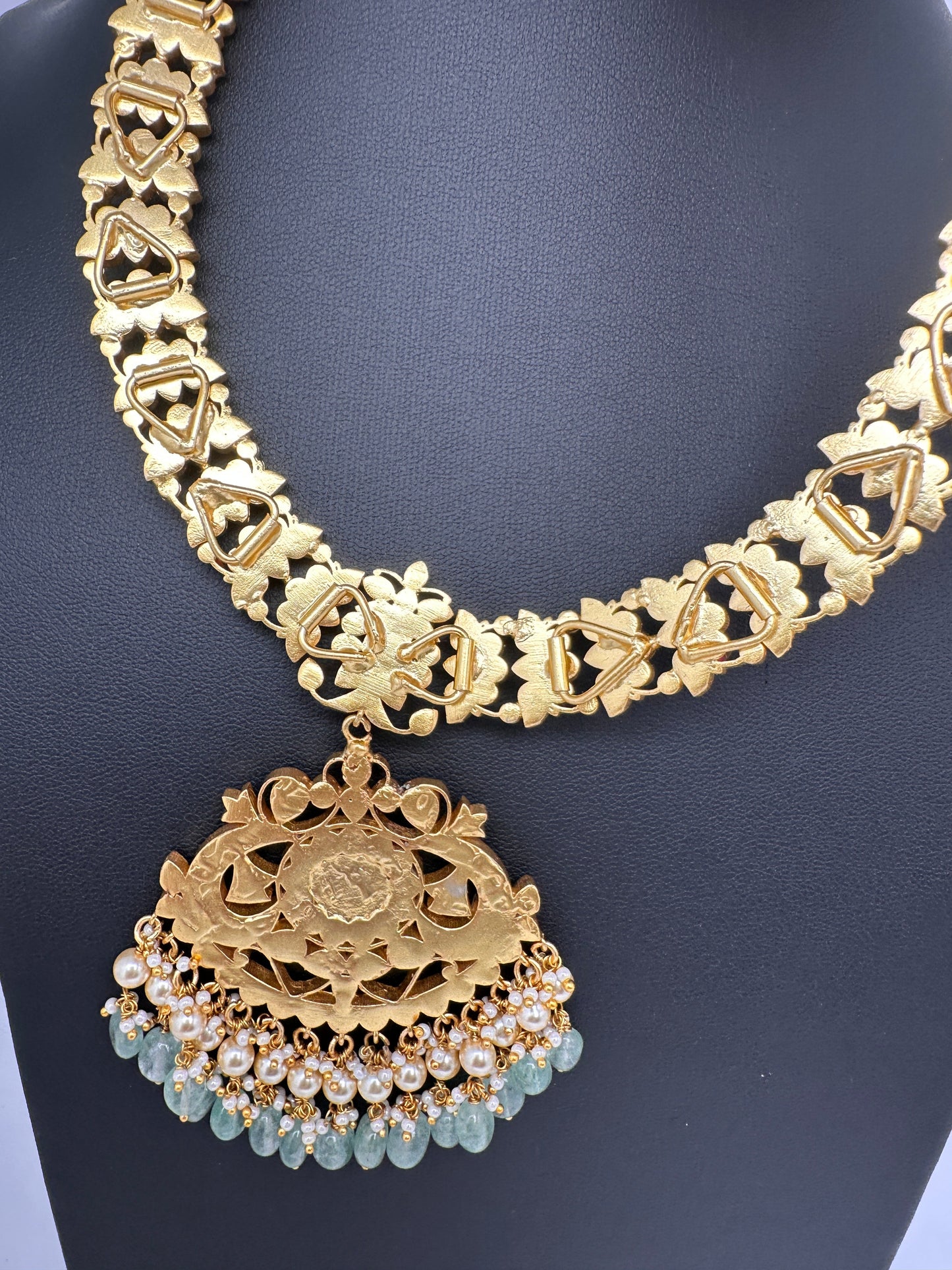 Jadau Kundan Goddess Lakshmi Short Neckline Necklace with Emerald Beads