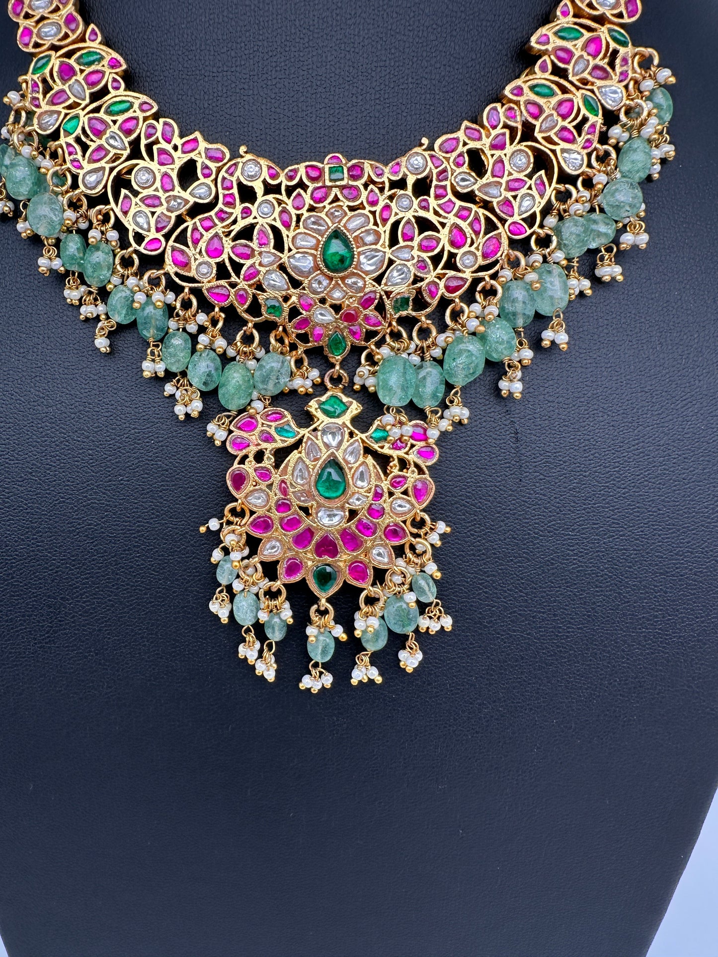 Jadau Kundan Daint Neckline Necklace with Green Emerald Beads