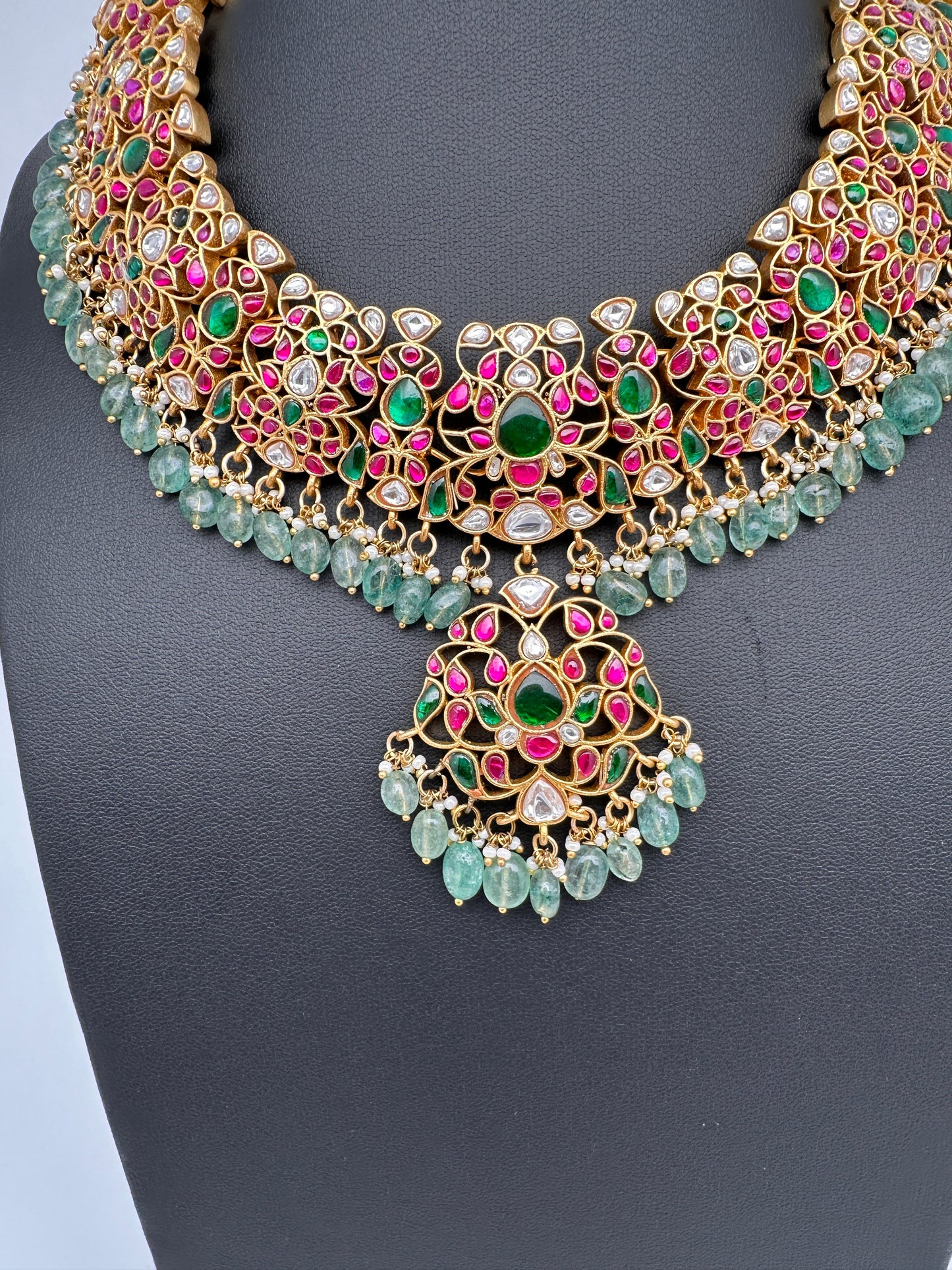 Jadau Kundan Neckline Necklace with Emerald Beads