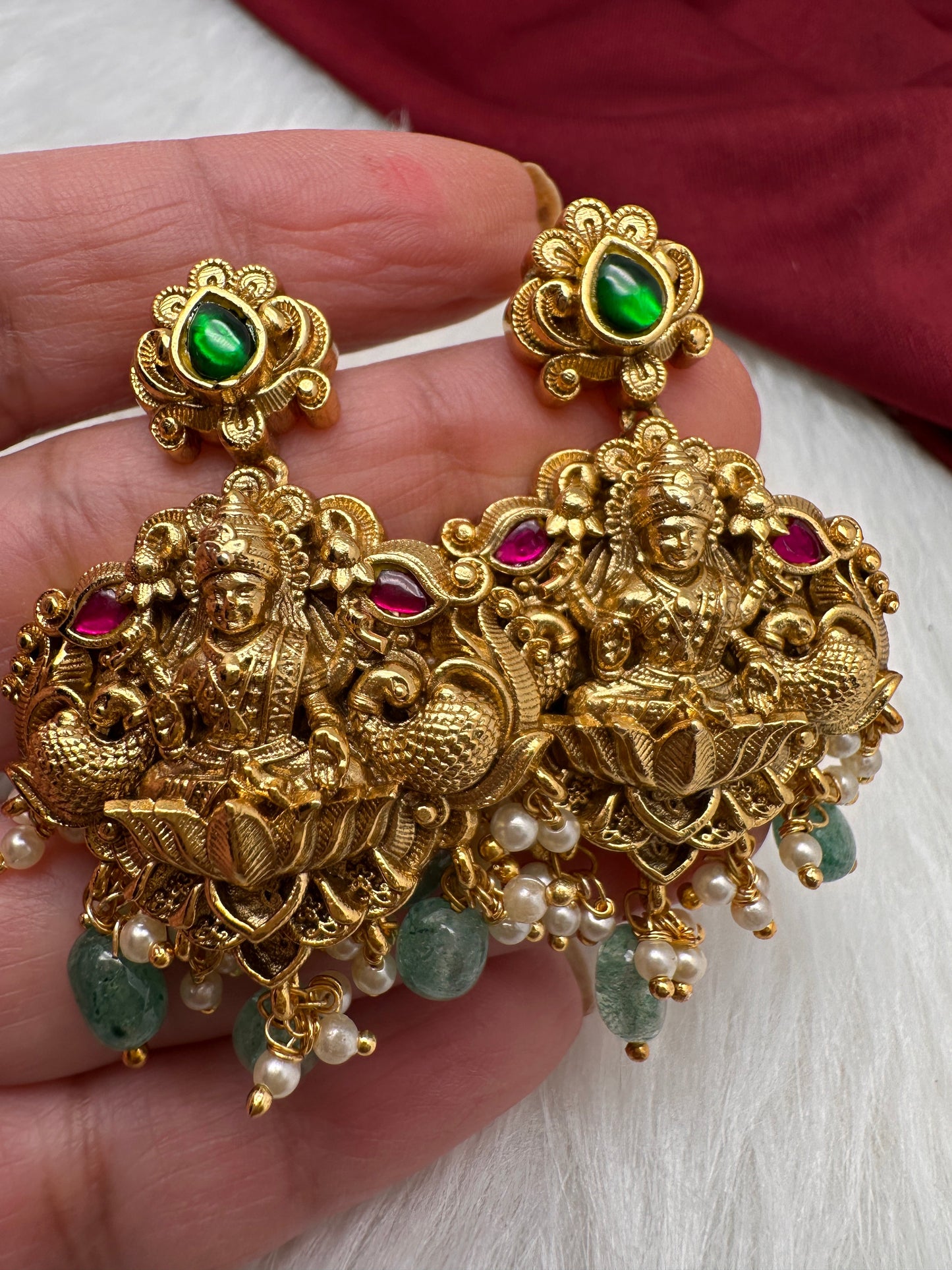 Goddess Lakshmi Nakshi Jadau Kundan Short Necklace