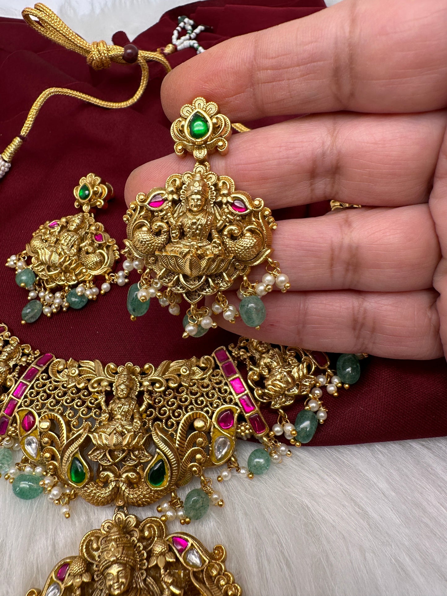 Goddess Lakshmi Nakshi Jadau Kundan Short Necklace
