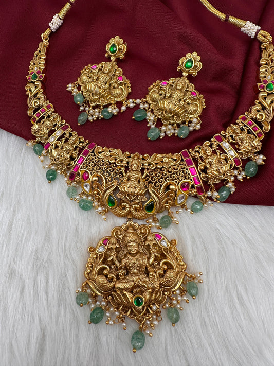 Goddess Lakshmi Nakshi Jadau Kundan Short Necklace