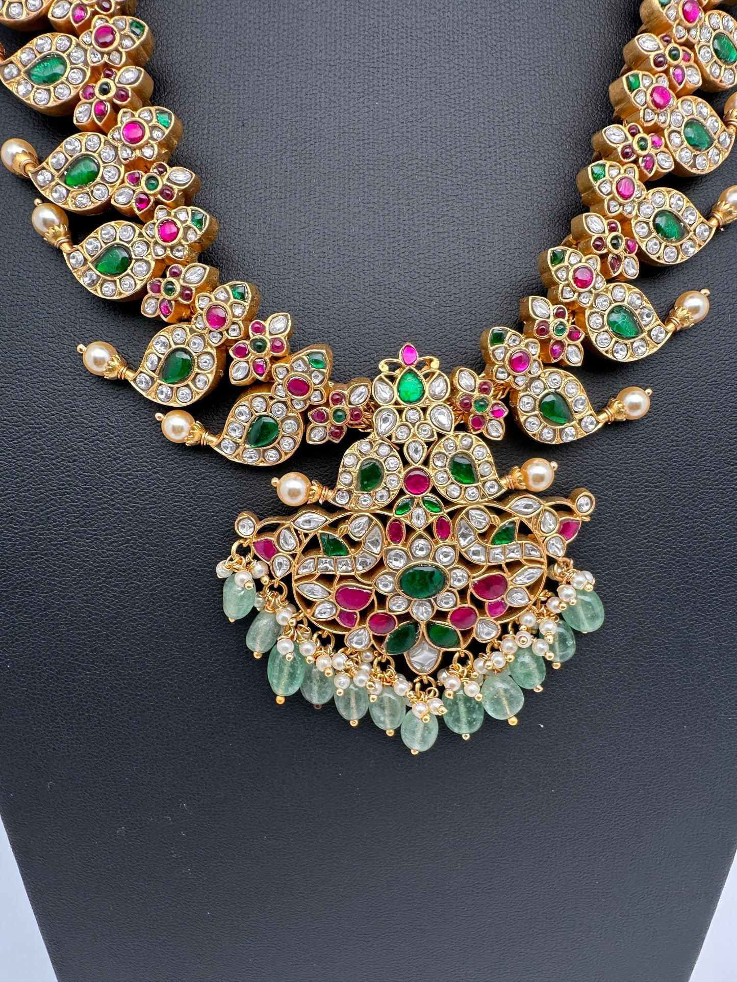 Jadau Kundan Mango Short Necklace