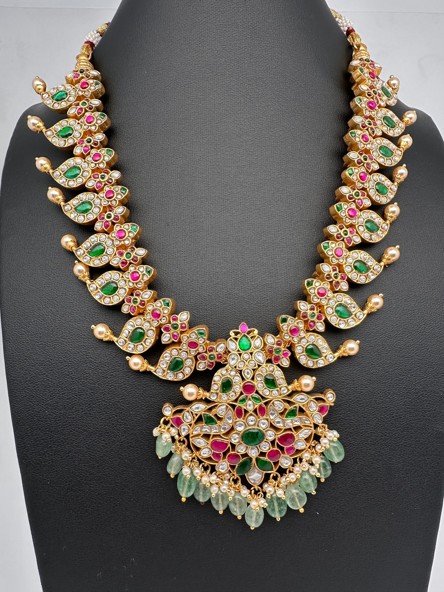 Jadau Kundan Mango Short Necklace