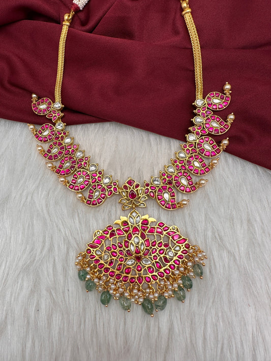 Jadau Kundan Mango Short Necklace